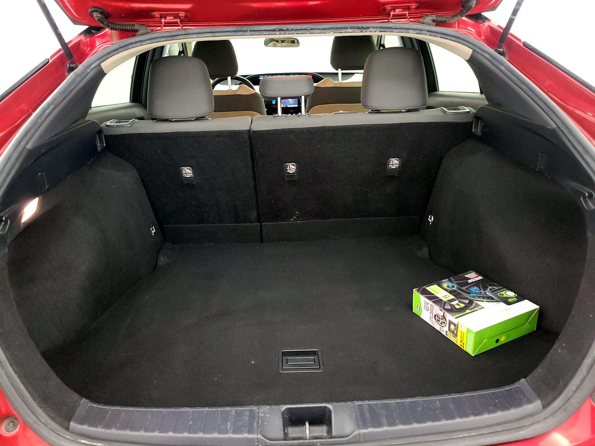 Thumbnail: 2018 Toyota Prius - 20