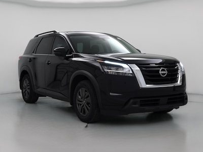 2022 Nissan Pathfinder SV