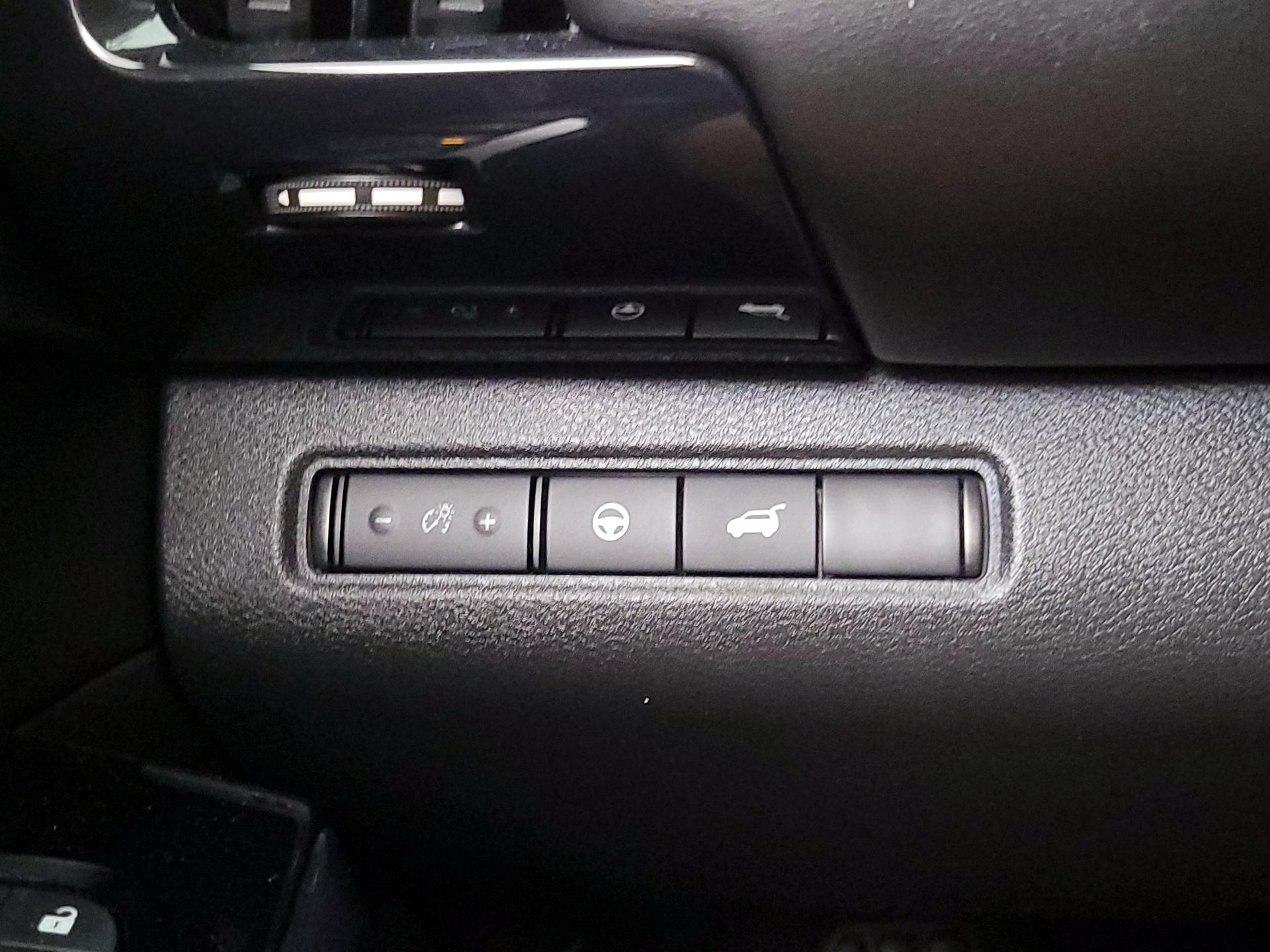 Thumbnail: 2022 Nissan Pathfinder - 13