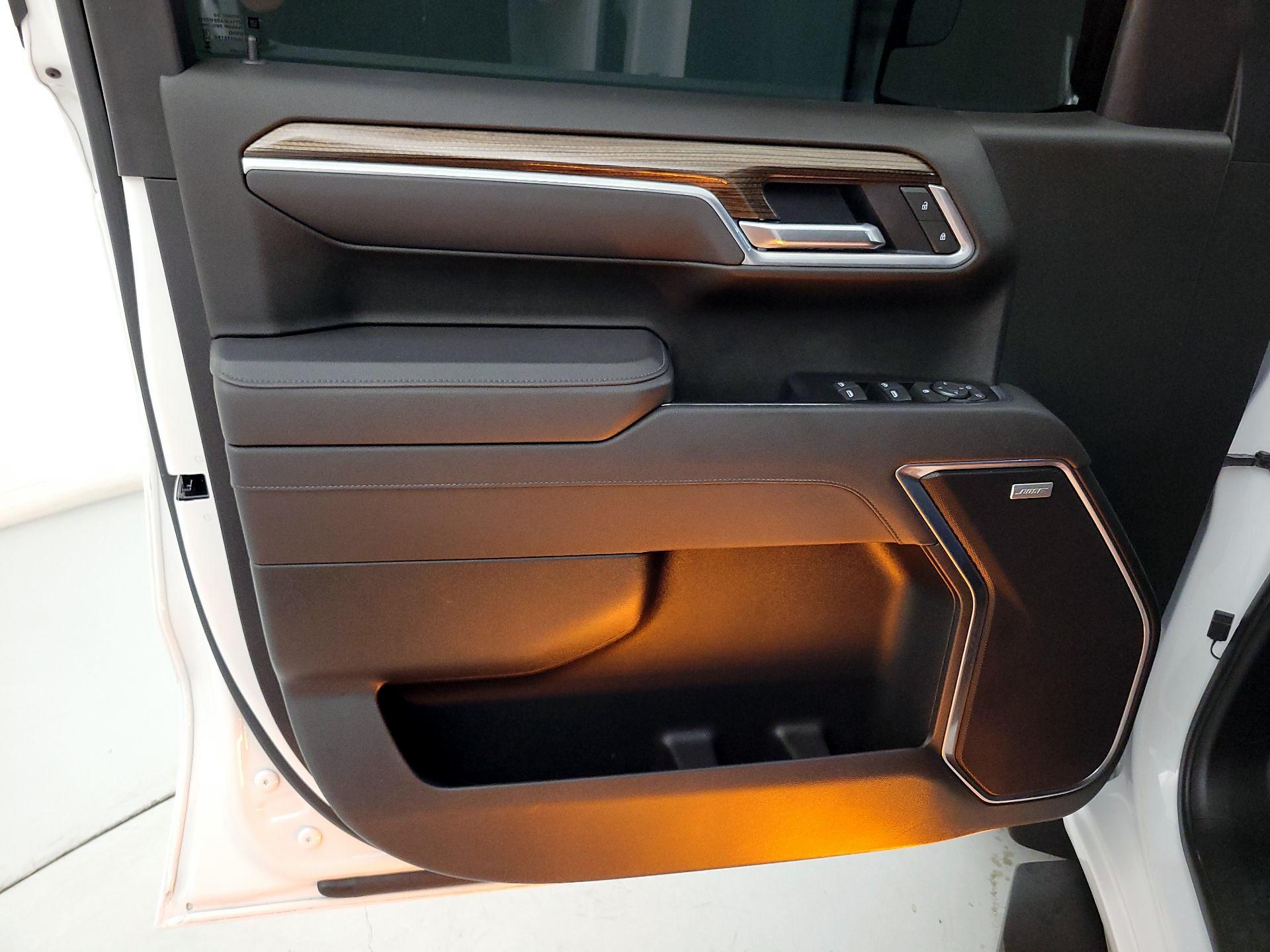 Thumbnail: 2025 Chevrolet Silverado 1500 - 12