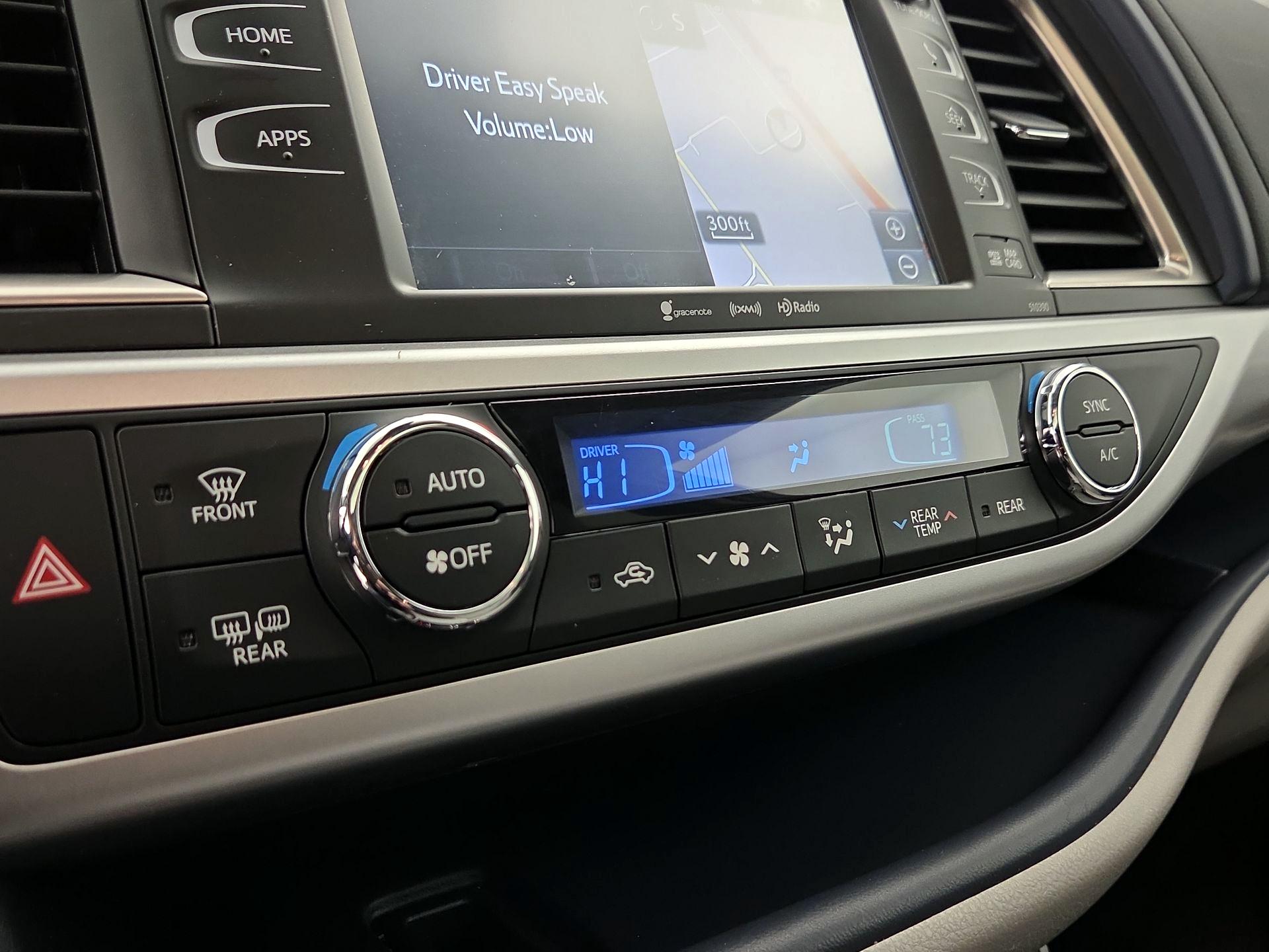 Thumbnail: 2019 Toyota Highlander - 16