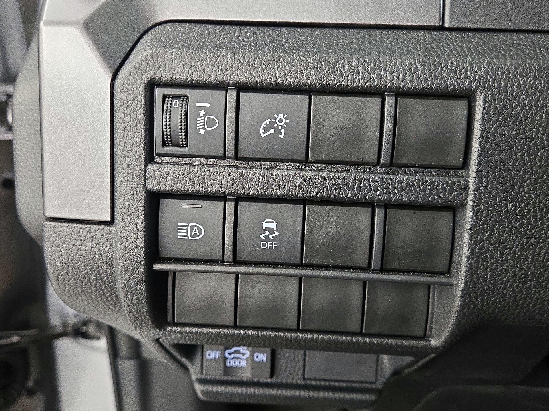 Thumbnail: 2025 Toyota Tacoma - 13