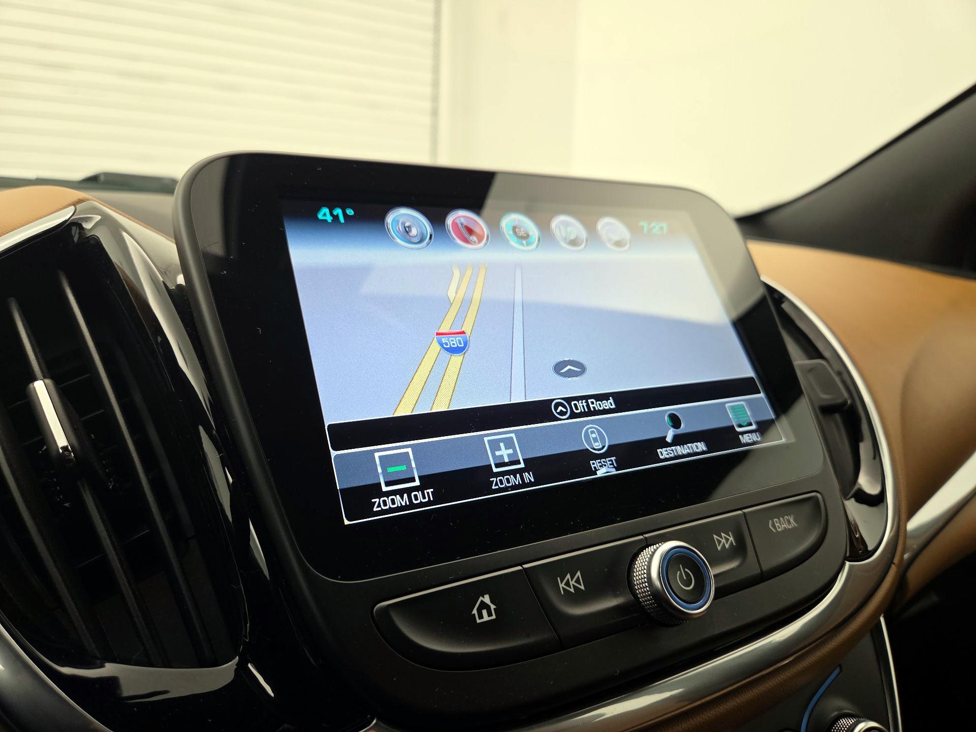 Thumbnail: 2017 Chevrolet Volt - 14