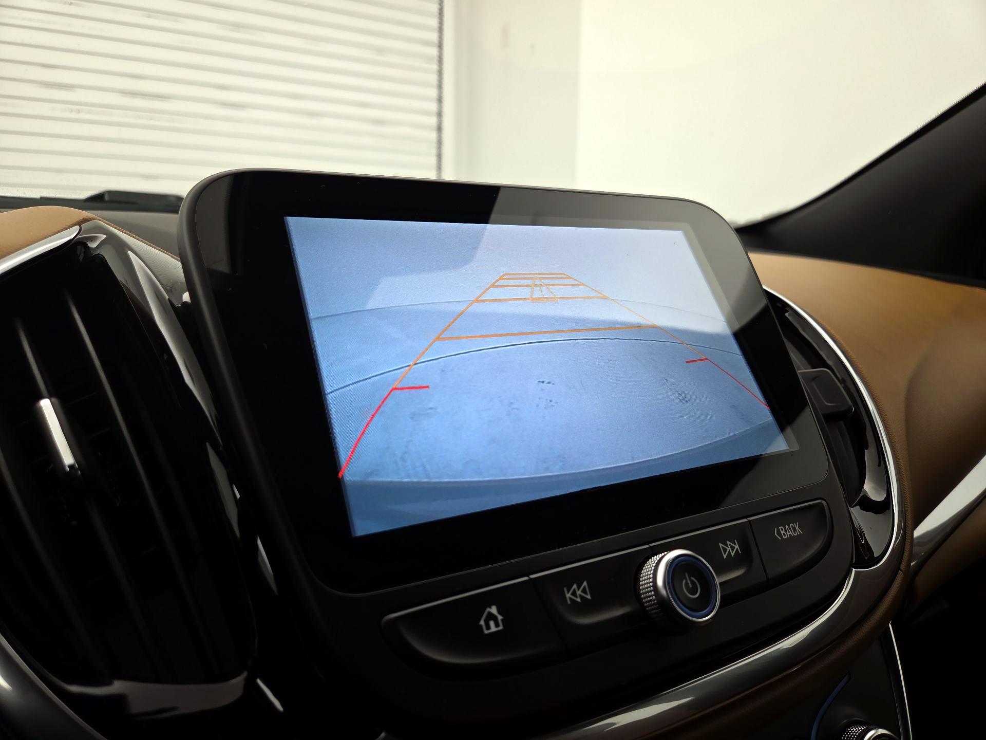 Thumbnail: 2017 Chevrolet Volt - 15