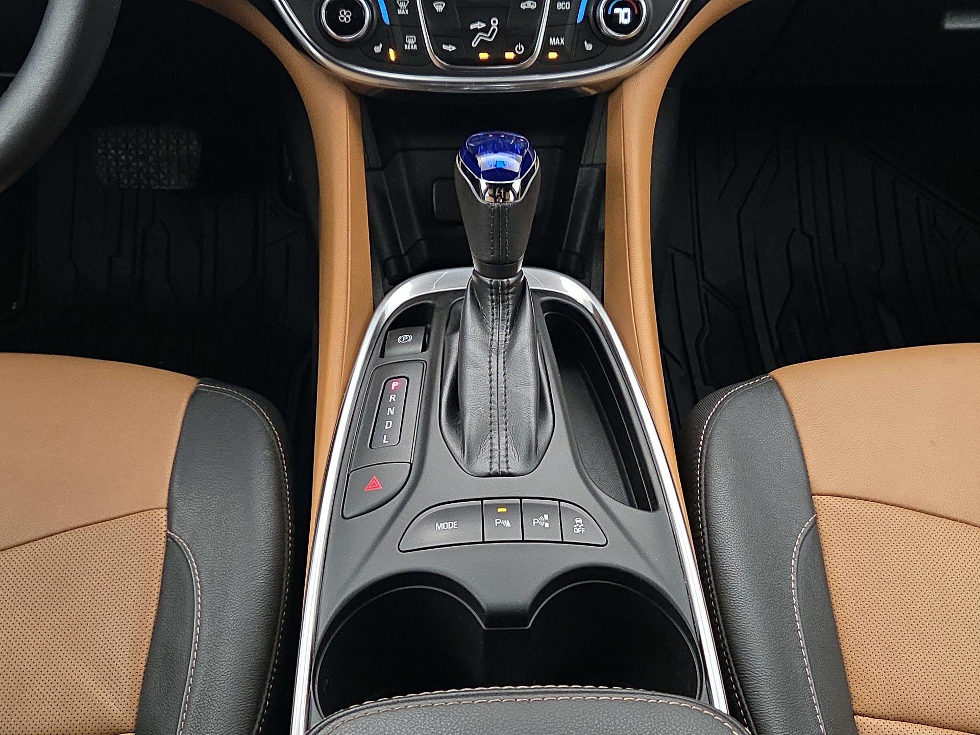 Thumbnail: 2017 Chevrolet Volt - 18