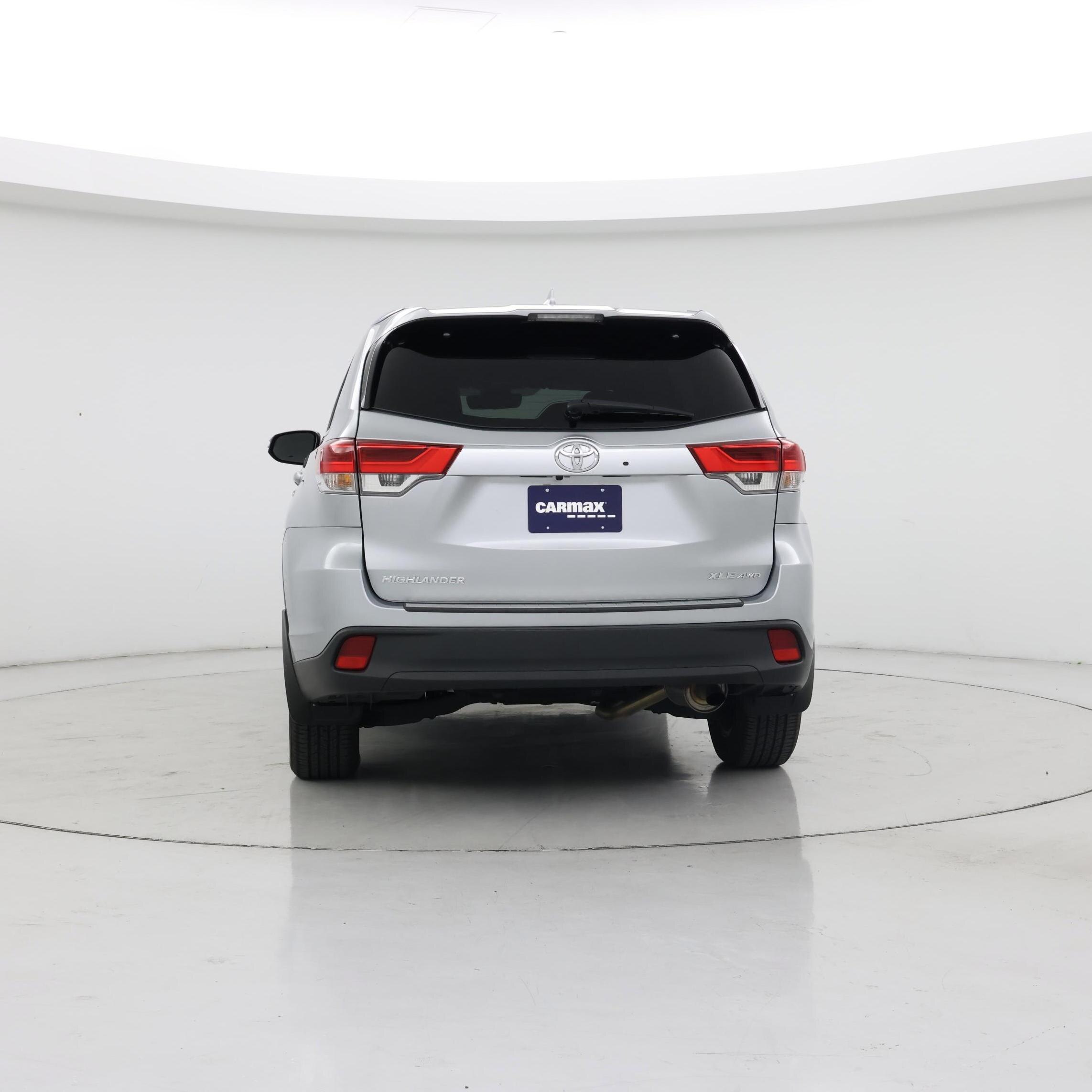 Thumbnail: 2017 Toyota Highlander - 6