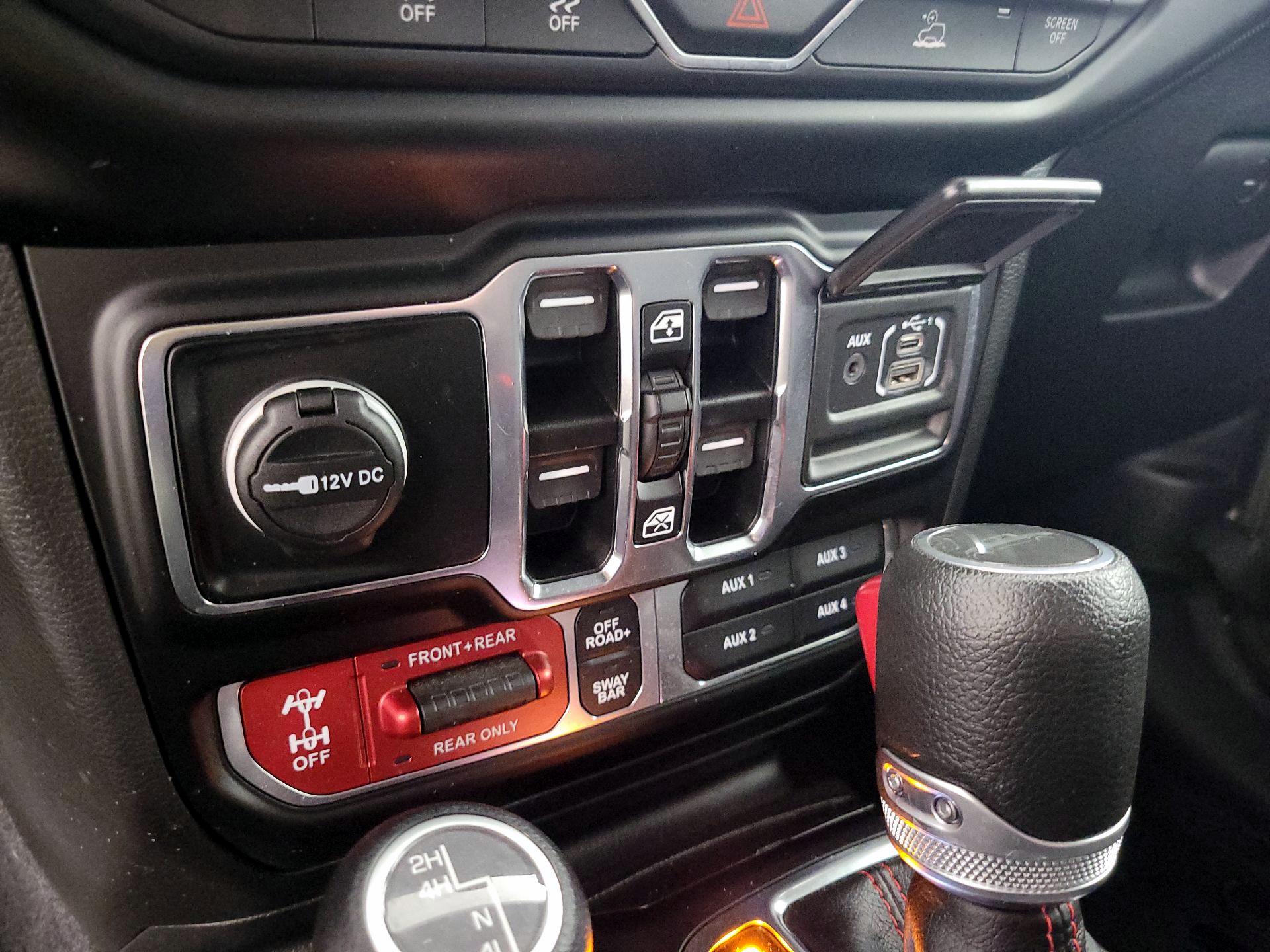 Thumbnail: 2023 Jeep Gladiator - 19