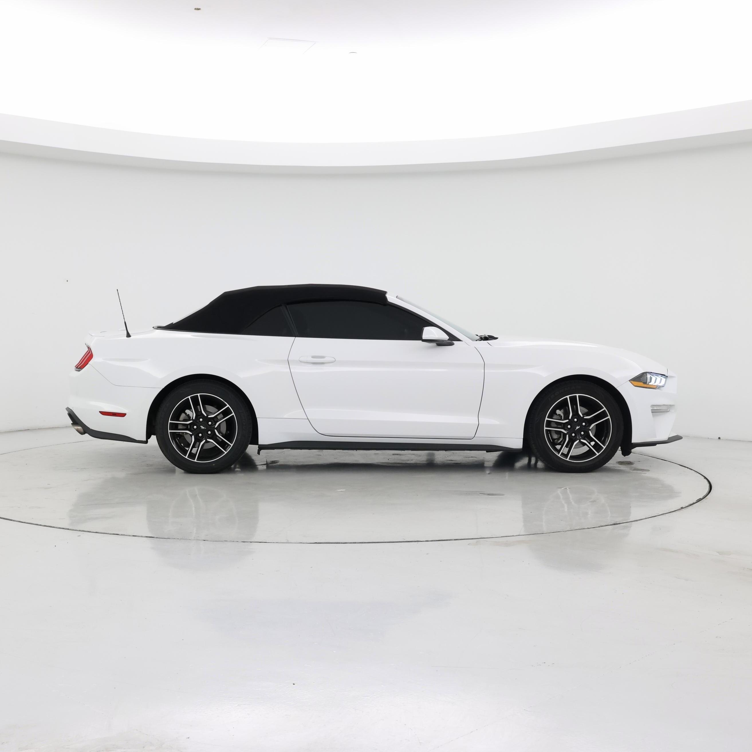 Thumbnail: 2021 Ford Mustang - 7