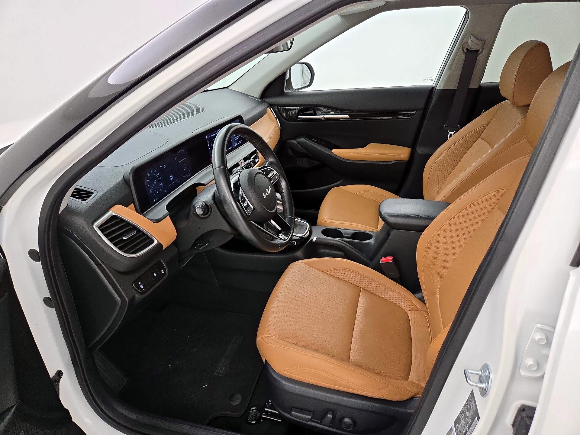 Thumbnail: 2024 Kia Seltos - 11