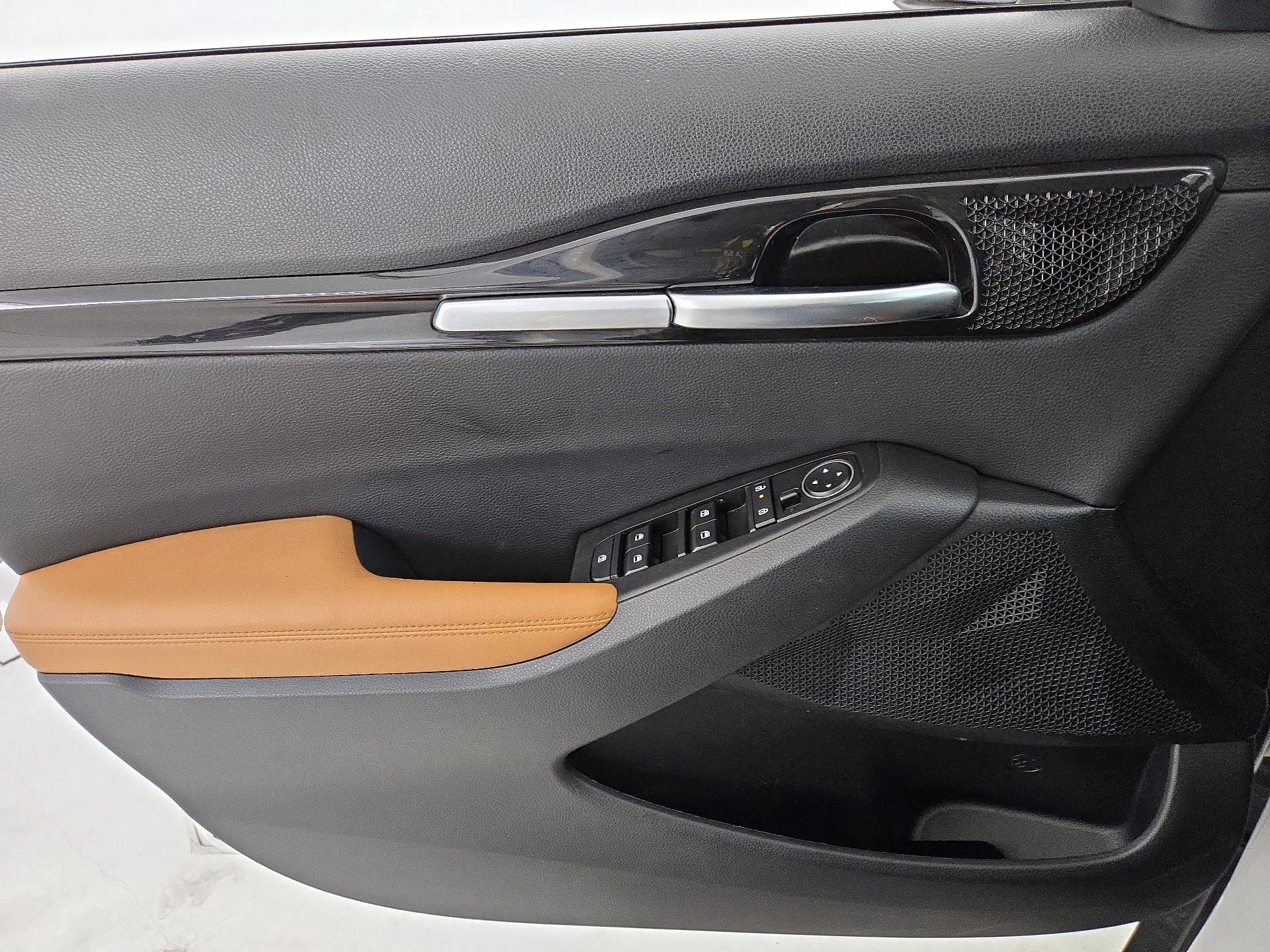 Thumbnail: 2024 Kia Seltos - 12