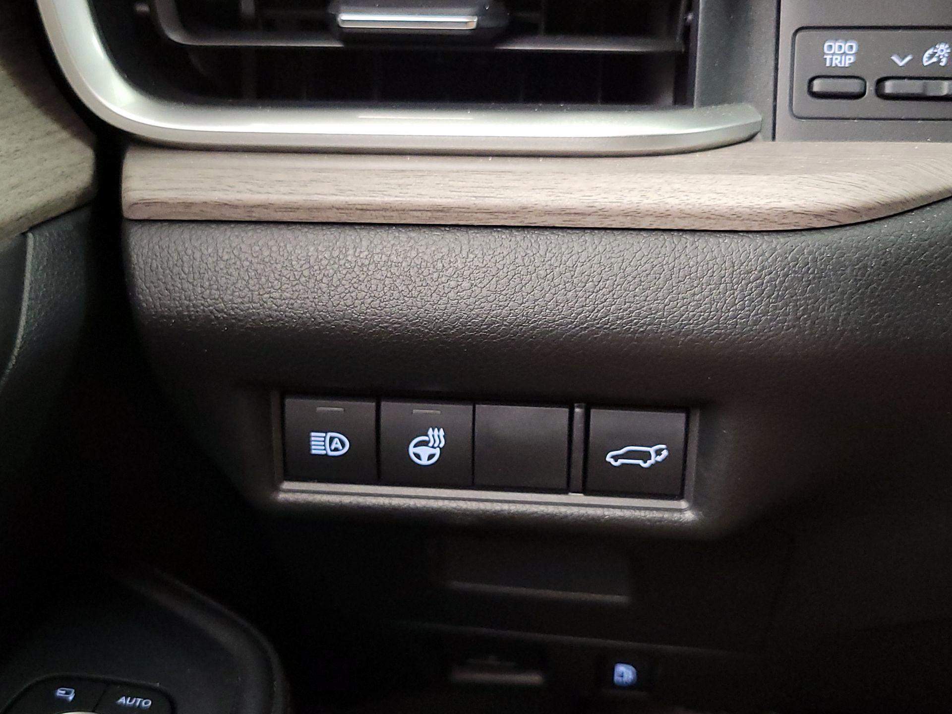 Thumbnail: 2025 Toyota Grand Highlander - 13