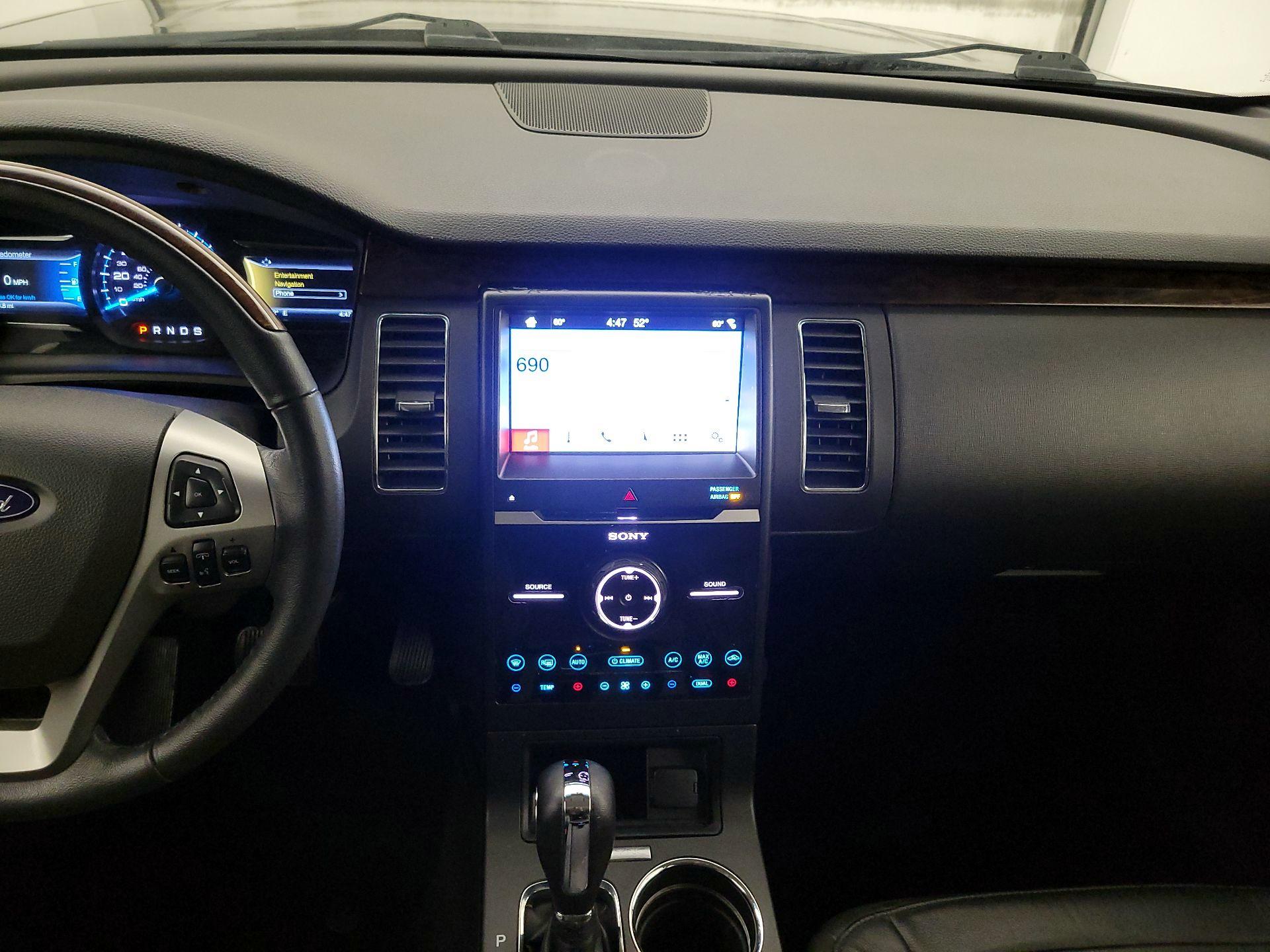 Thumbnail: 2019 Ford Flex - 9