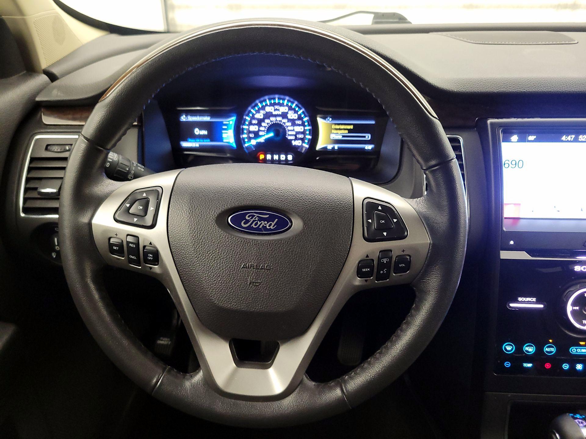 Thumbnail: 2019 Ford Flex - 10