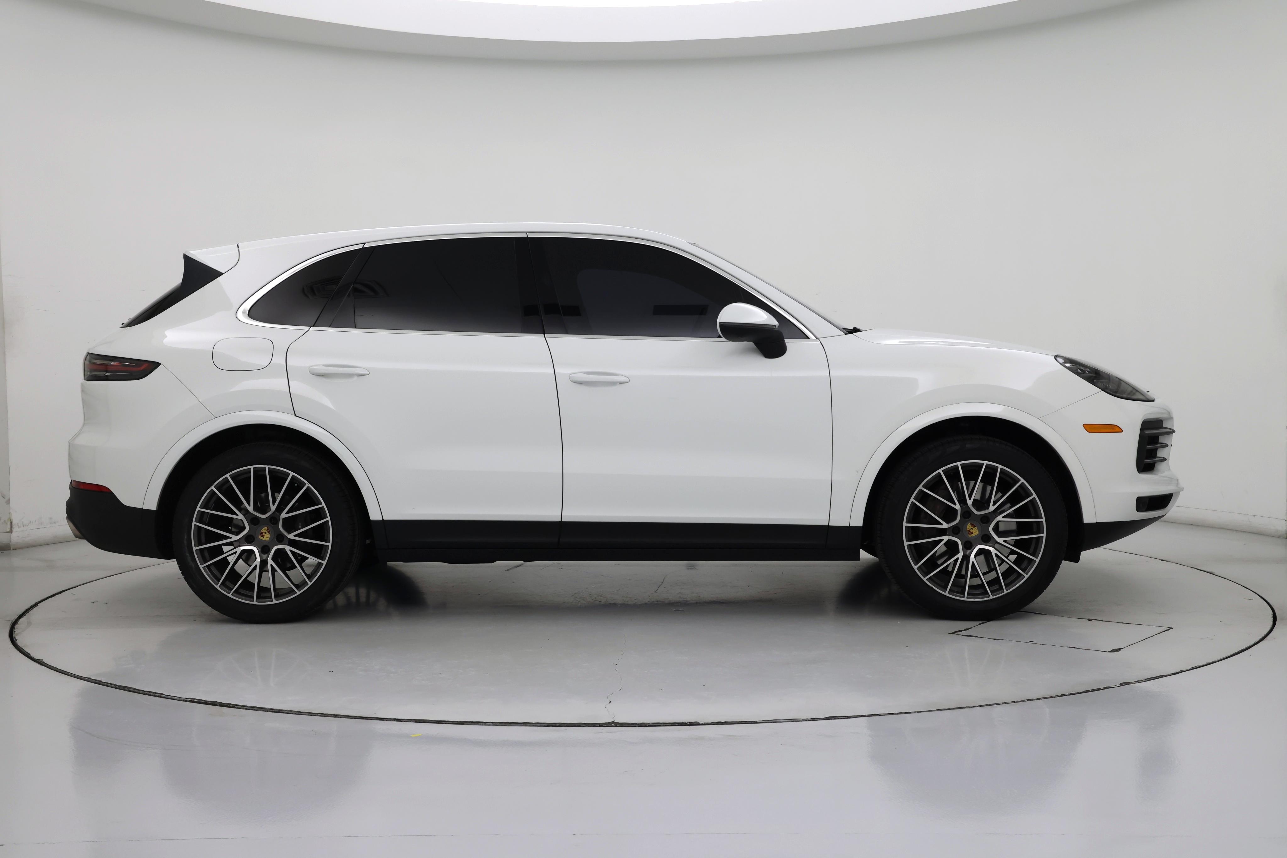 Thumbnail: 2021 Porsche Cayenne - 7