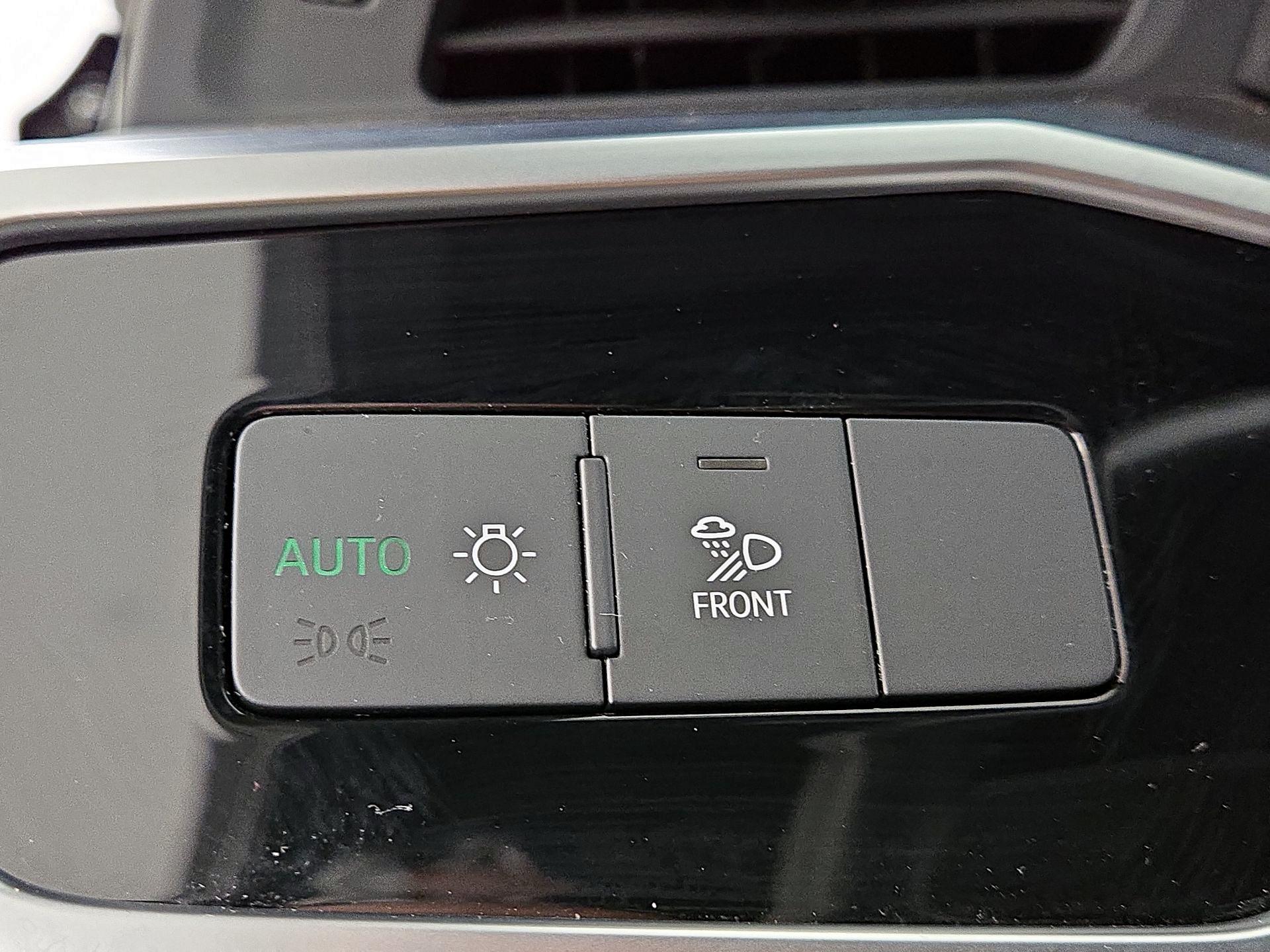 Thumbnail: 2024 Audi A6 - 13