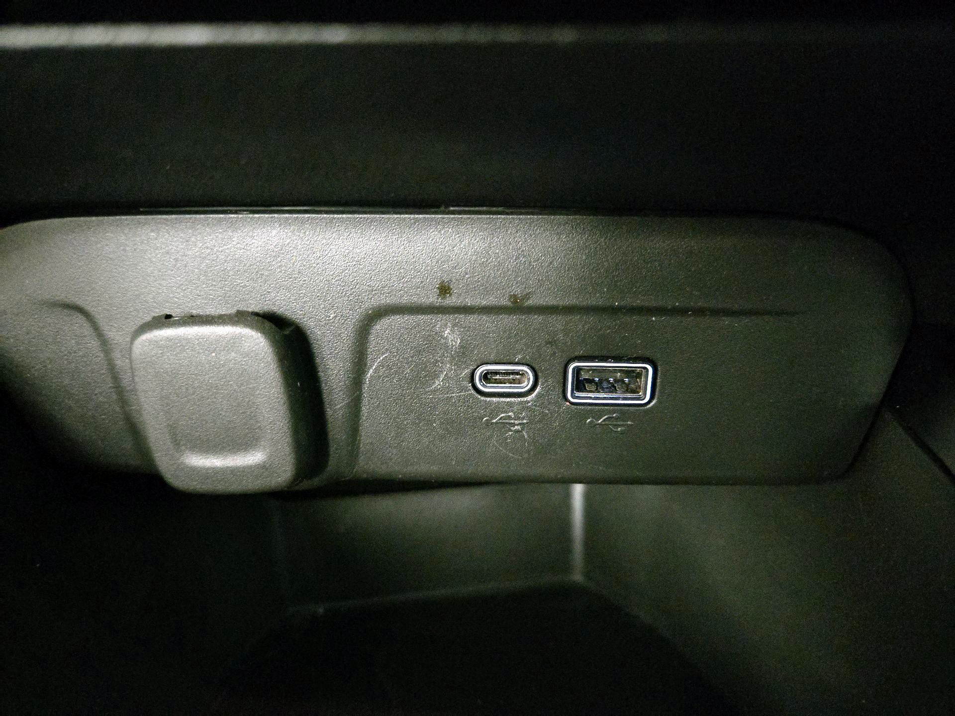 Thumbnail: 2025 Chevrolet Trax - 18