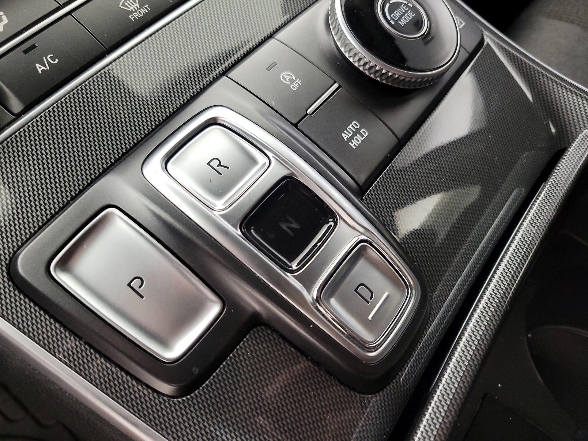 Thumbnail: 2023 Hyundai Santa Fe - 17