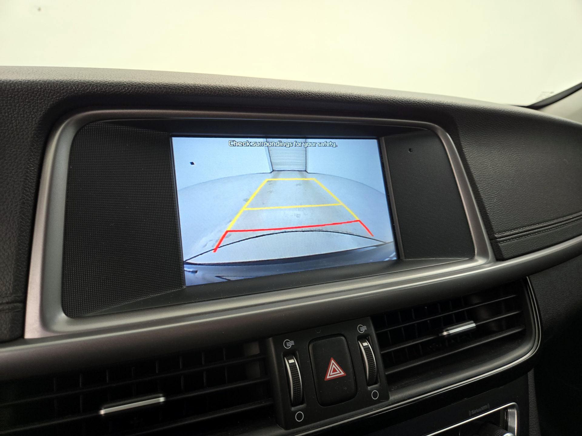 Thumbnail: 2018 Kia Optima - 14