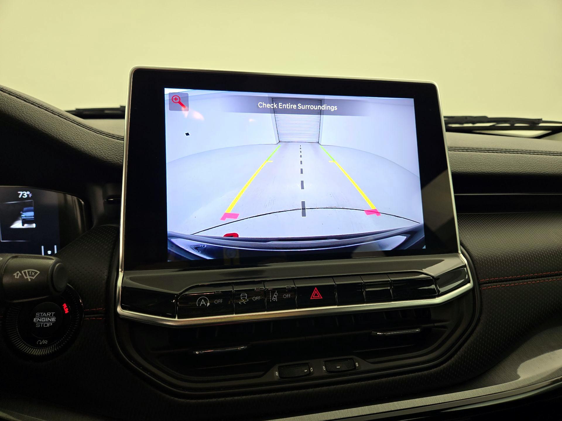 Thumbnail: 2022 Jeep Compass - 15