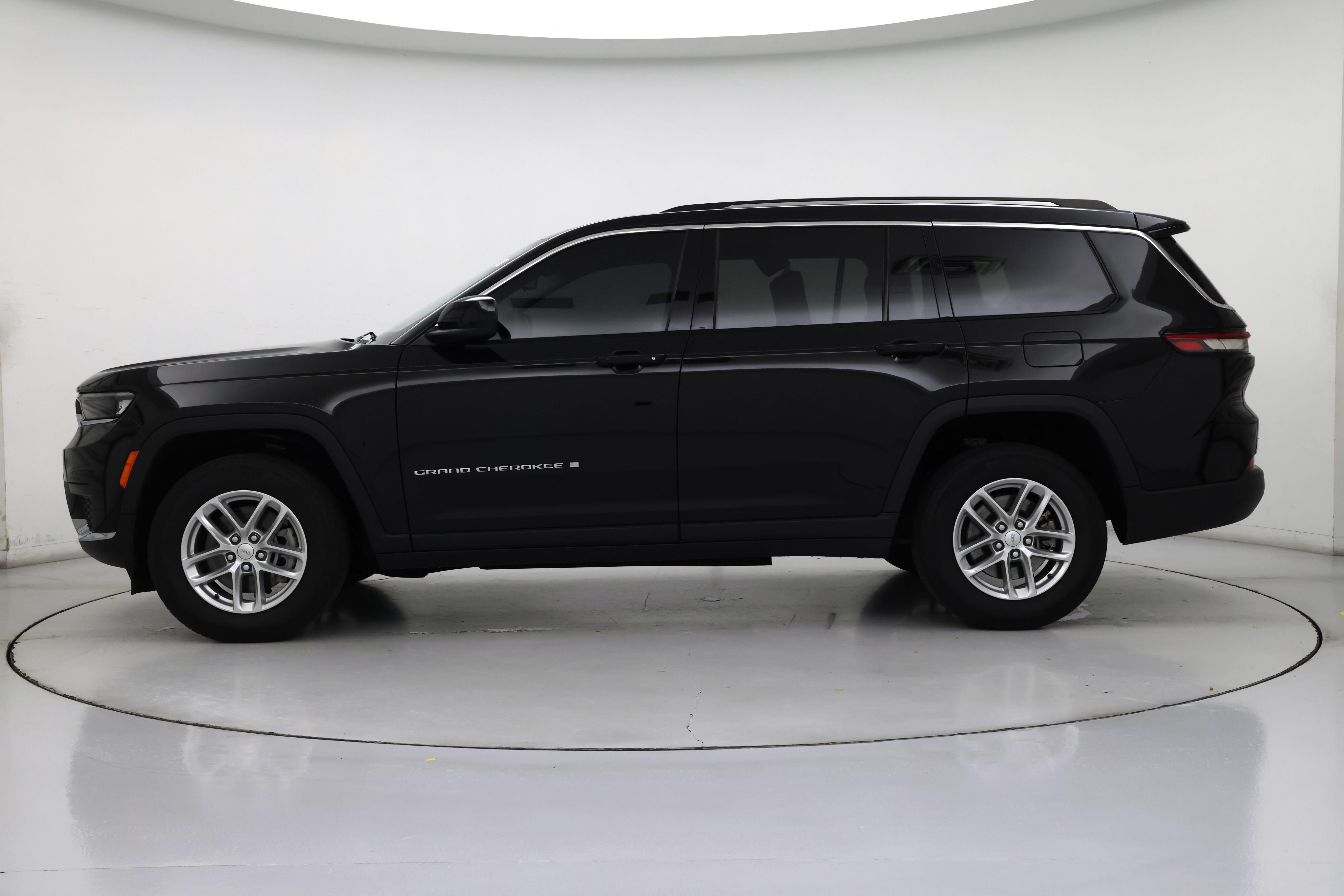 Thumbnail: 2023 Jeep Grand Cherokee L - 3