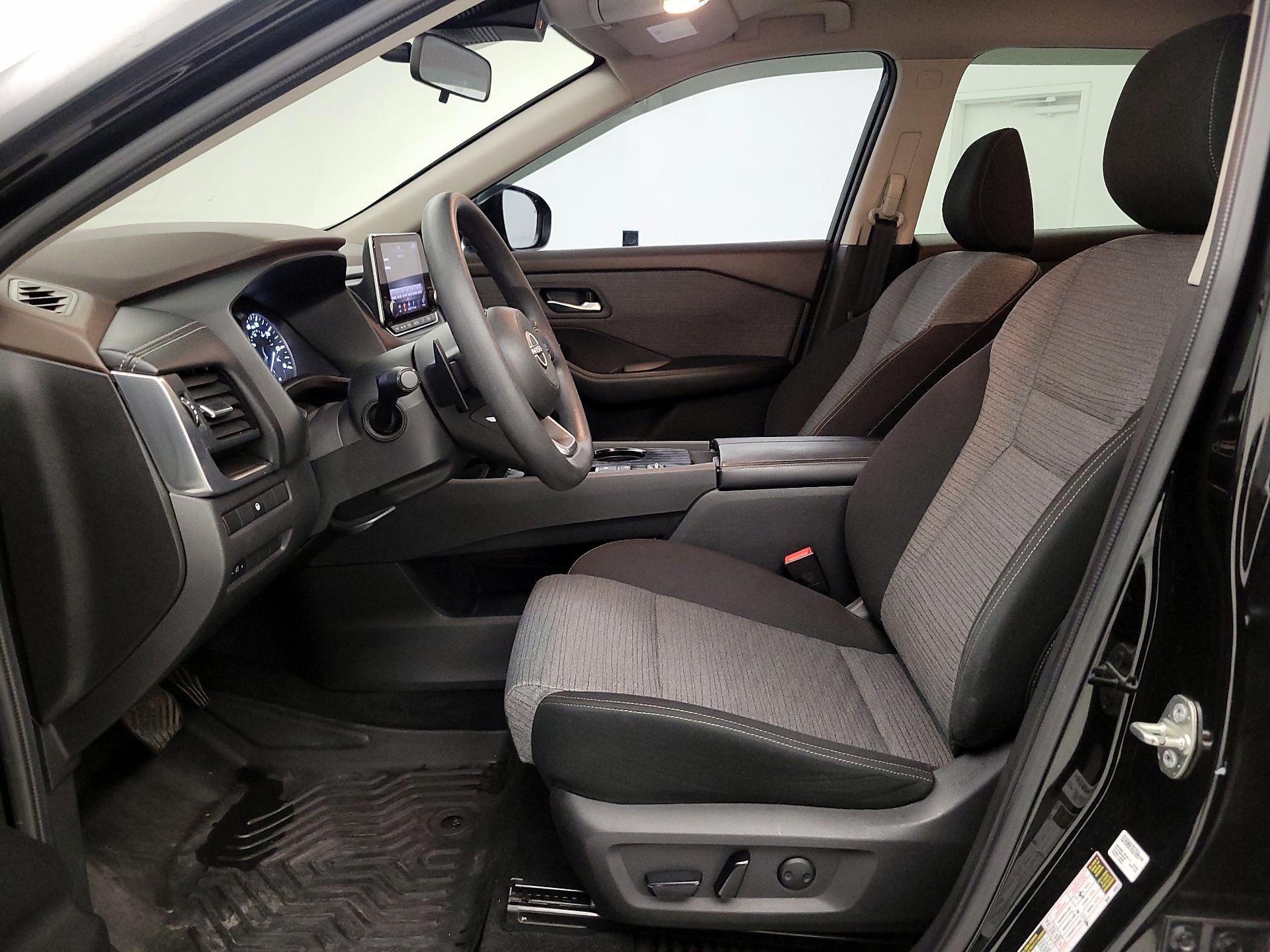 Thumbnail: 2023 Nissan Rogue - 11