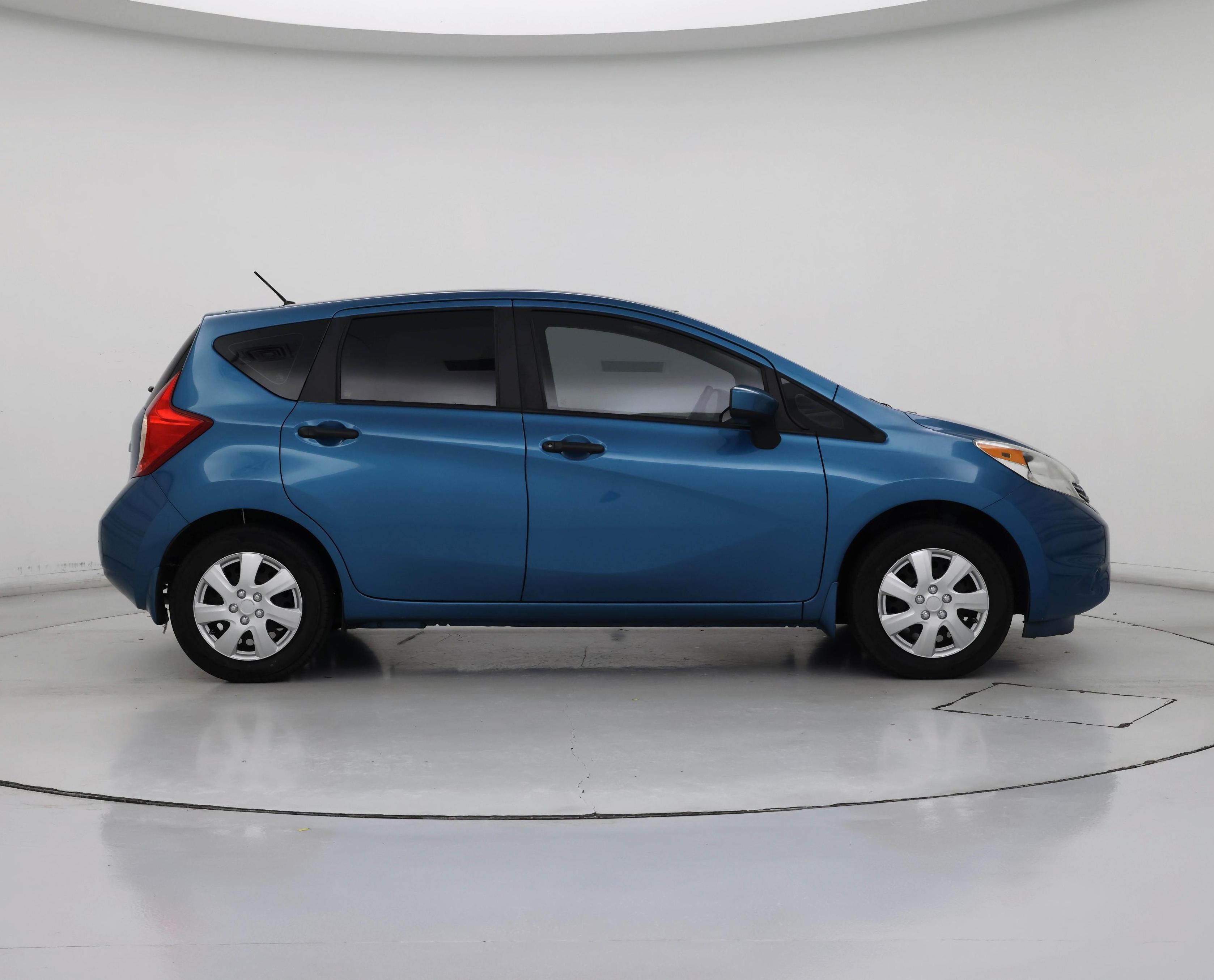 Thumbnail: 2015 Nissan Versa Note - 7