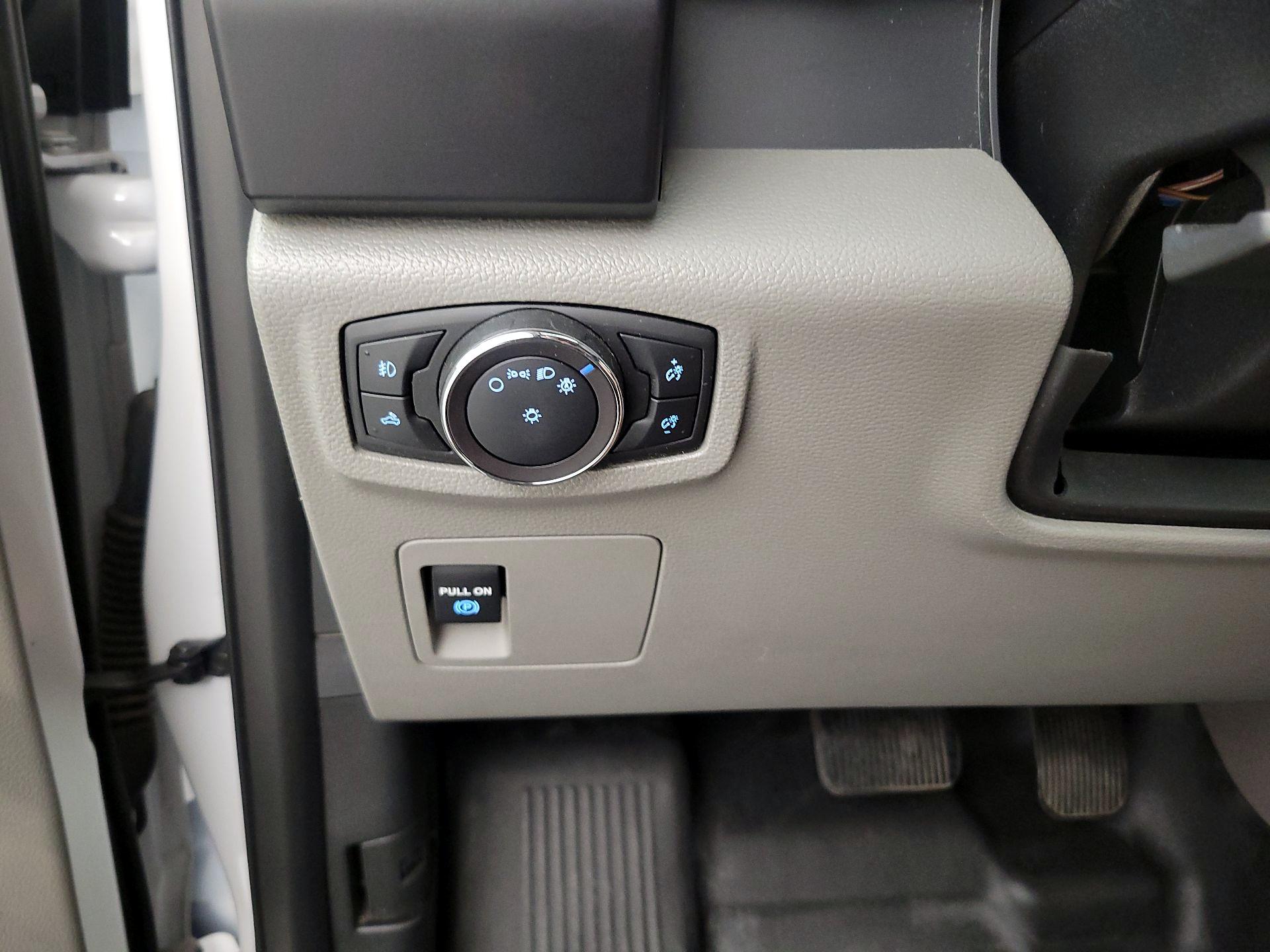 Thumbnail: 2019 Ford F-150 - 13