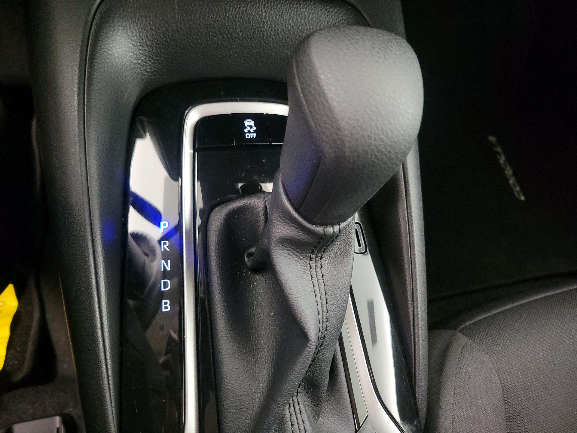 Thumbnail: 2025 Toyota Corolla - 17