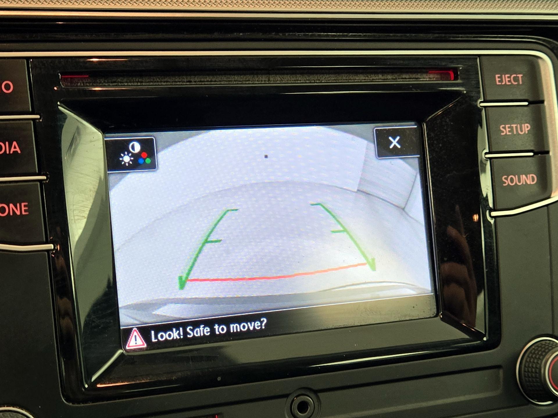 Thumbnail: 2018 Volkswagen Passat - 14