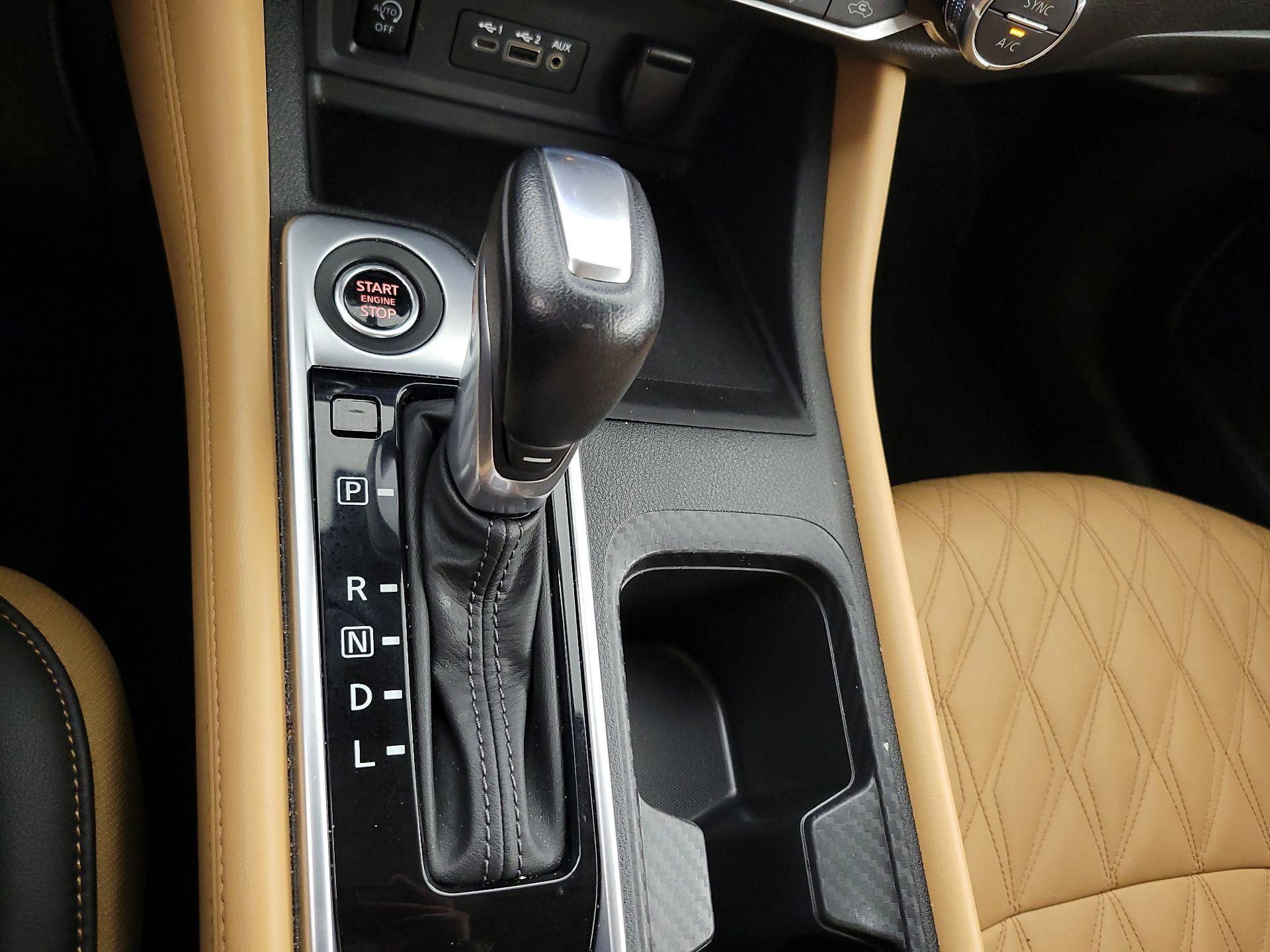 Thumbnail: 2025 Nissan Sentra - 17