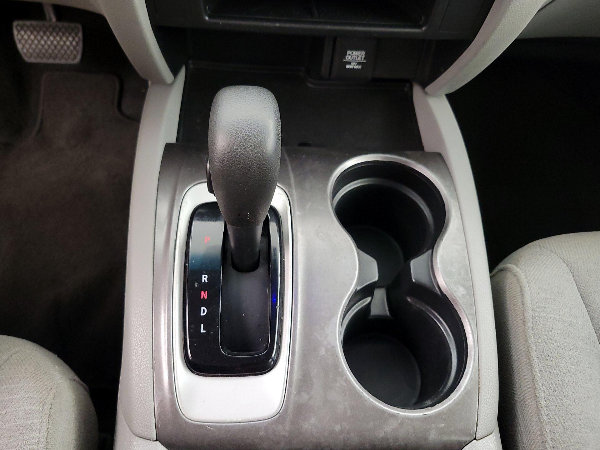 Thumbnail: 2016 Honda Pilot - 17