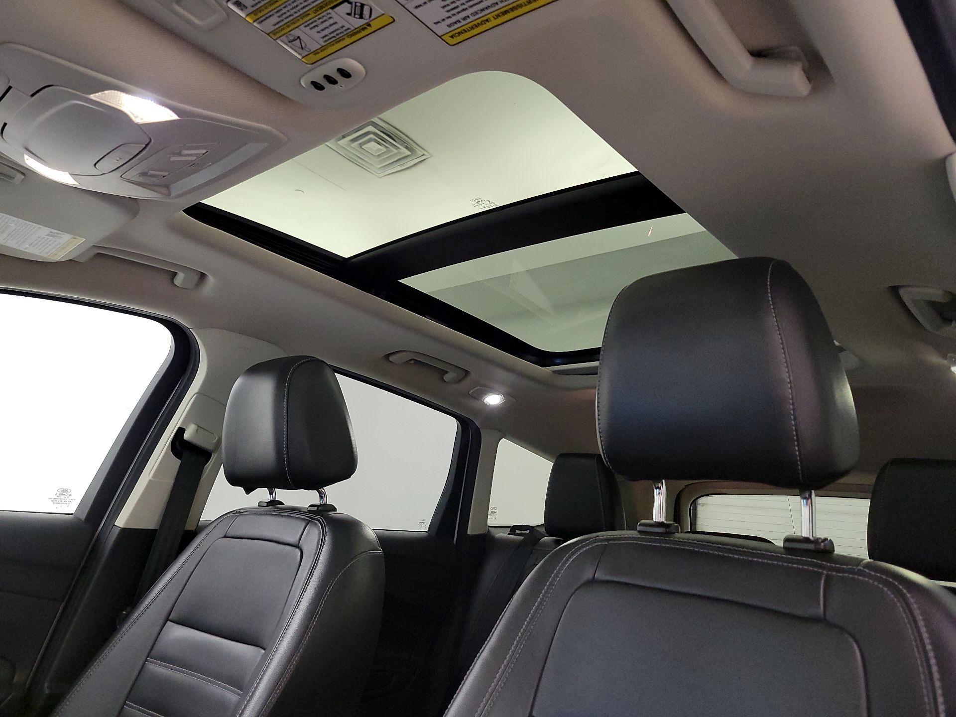 Thumbnail: 2017 Ford Escape - 20