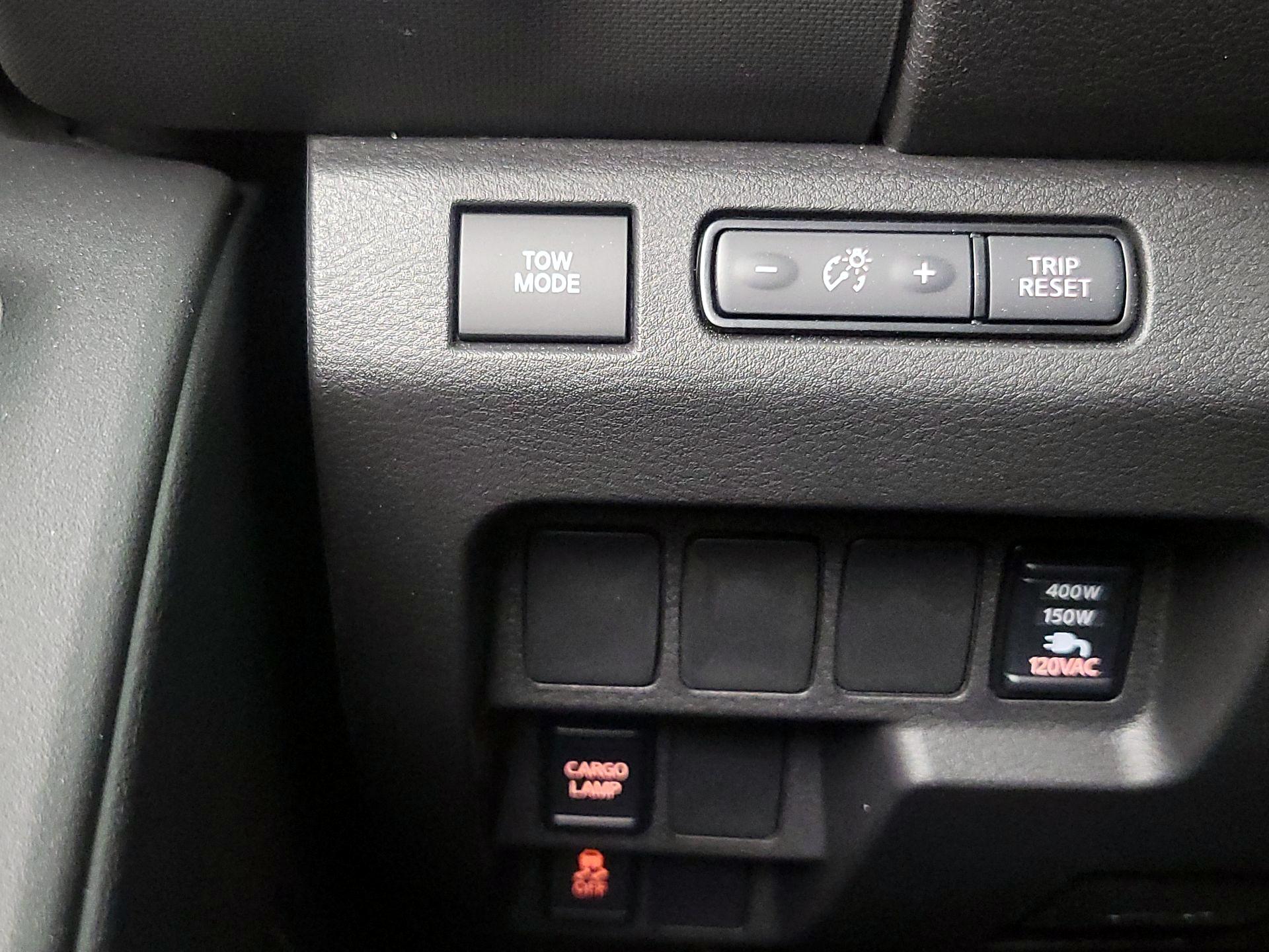 Thumbnail: 2024 Nissan Frontier - 13