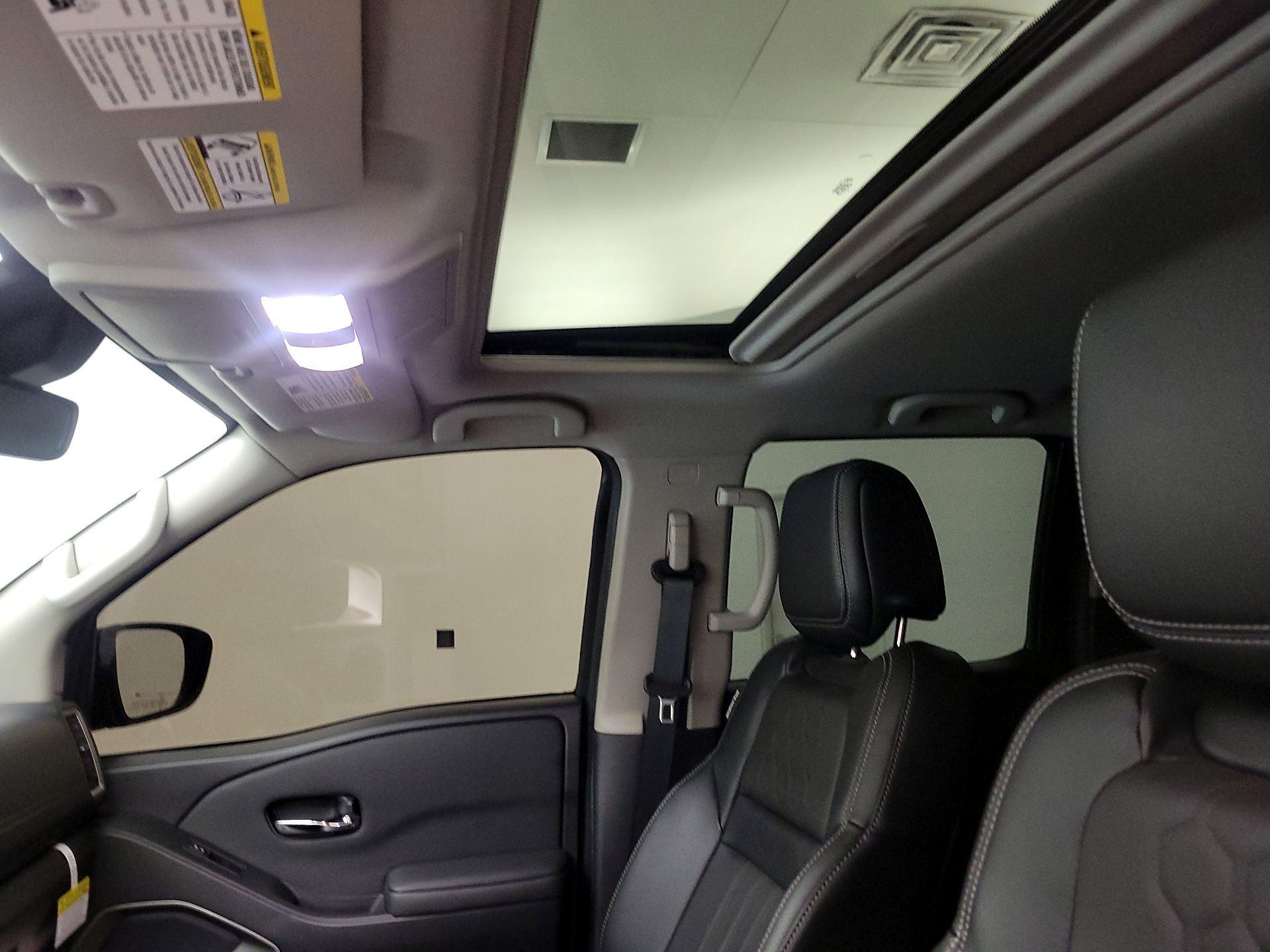 Thumbnail: 2024 Nissan Frontier - 19