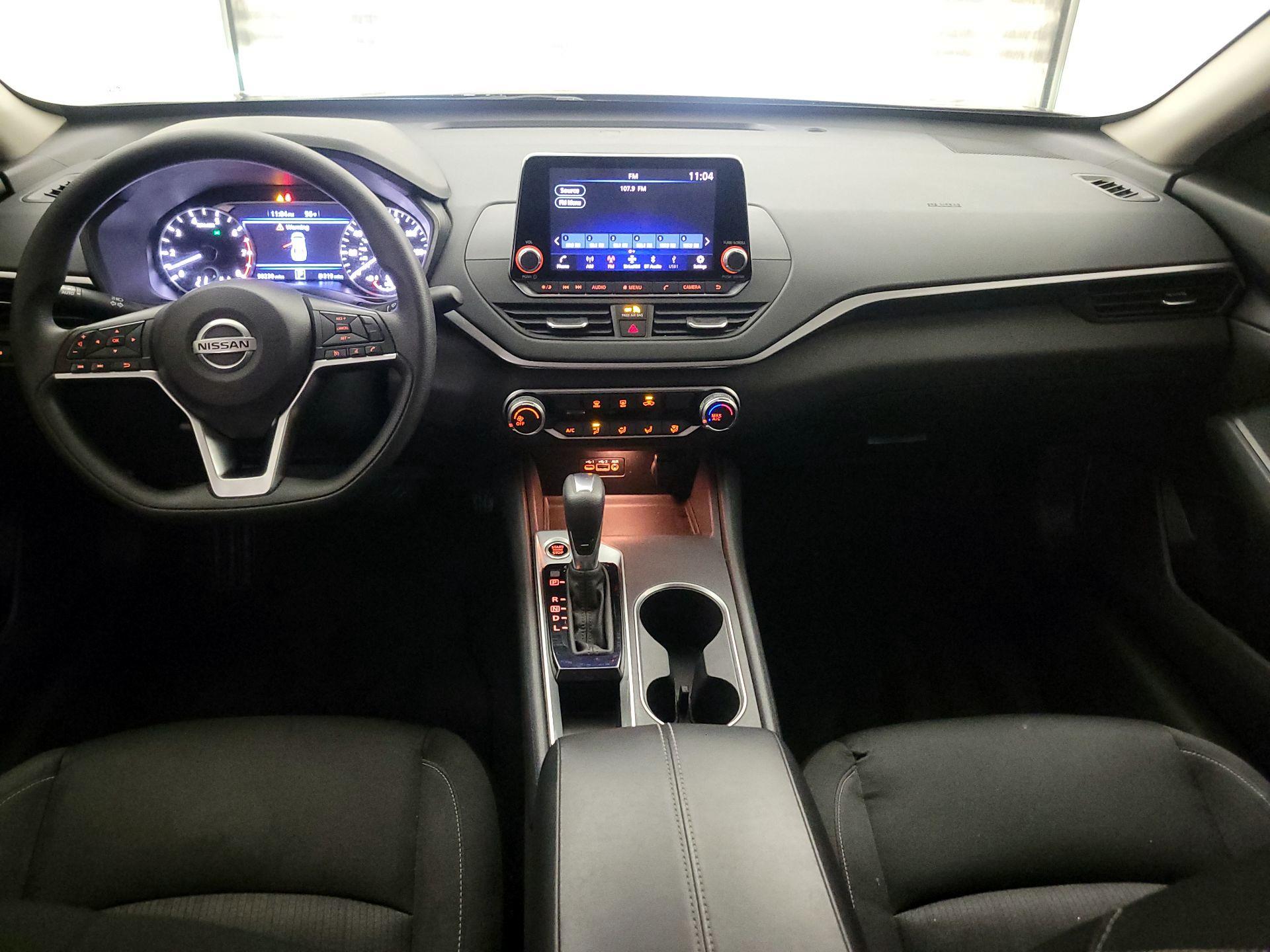 Thumbnail: 2022 Nissan Altima - 9