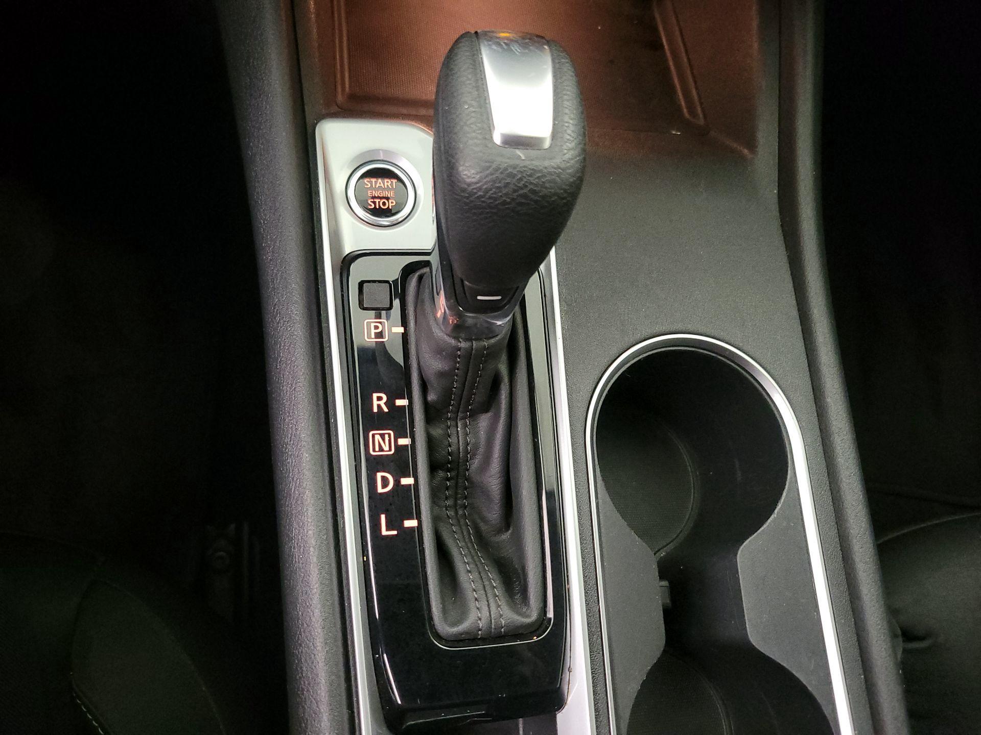 Thumbnail: 2022 Nissan Altima - 17