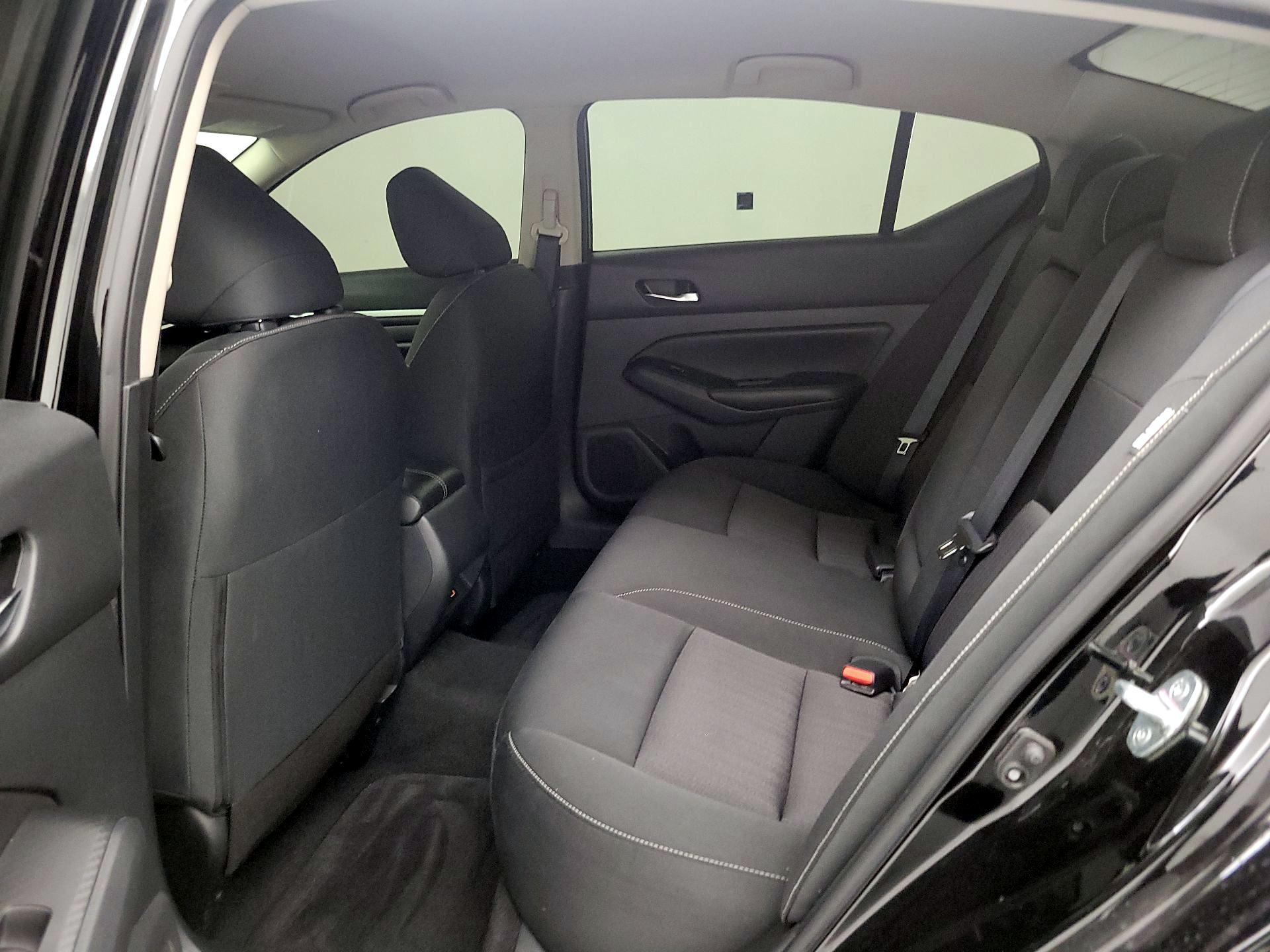 Thumbnail: 2022 Nissan Altima - 19