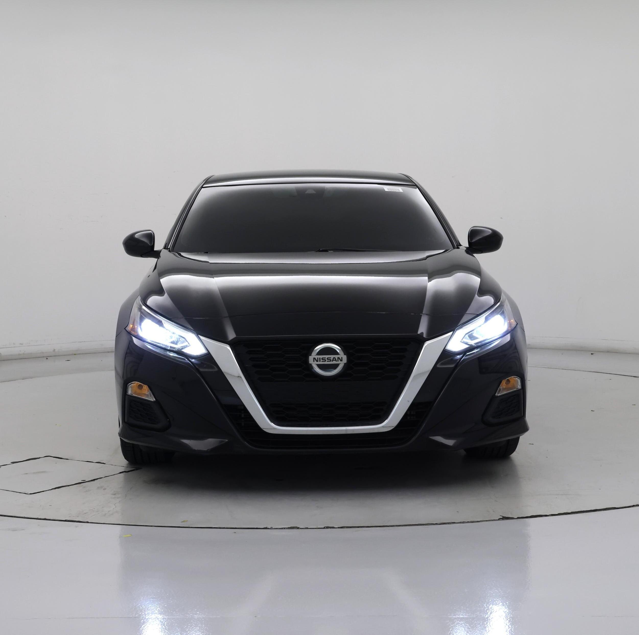 Thumbnail: 2022 Nissan Altima - 5