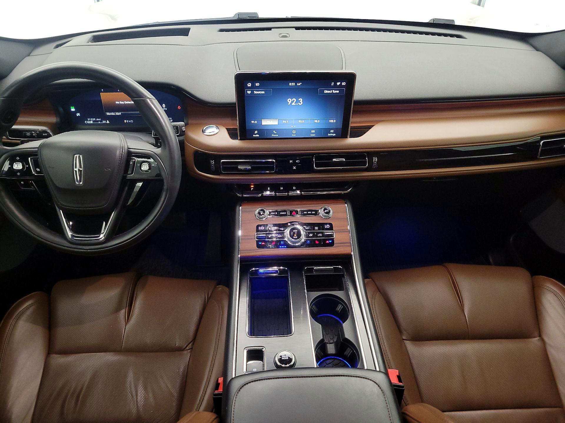 Thumbnail: 2020 Lincoln Aviator - 9