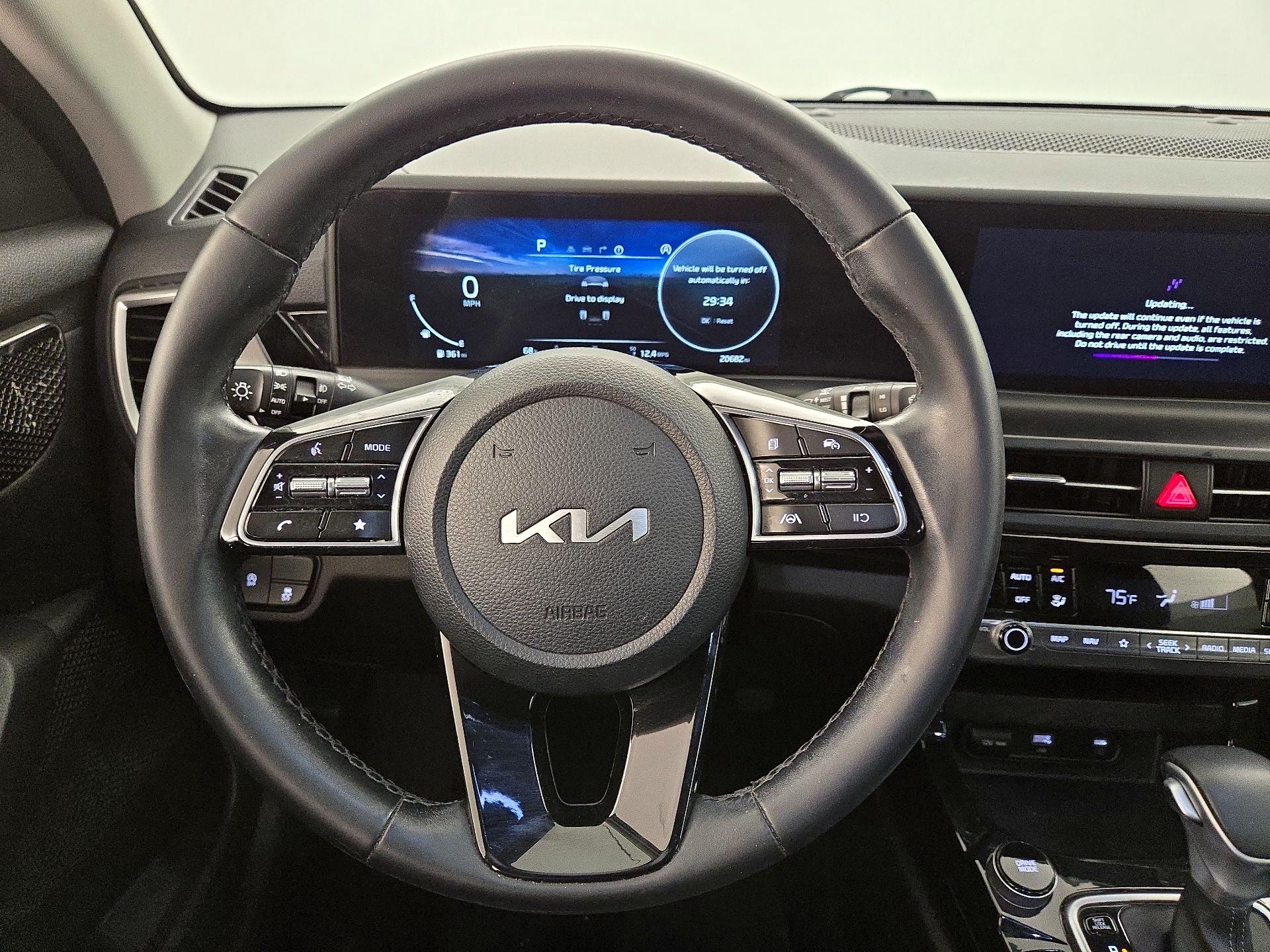 Thumbnail: 2024 Kia Seltos - 10