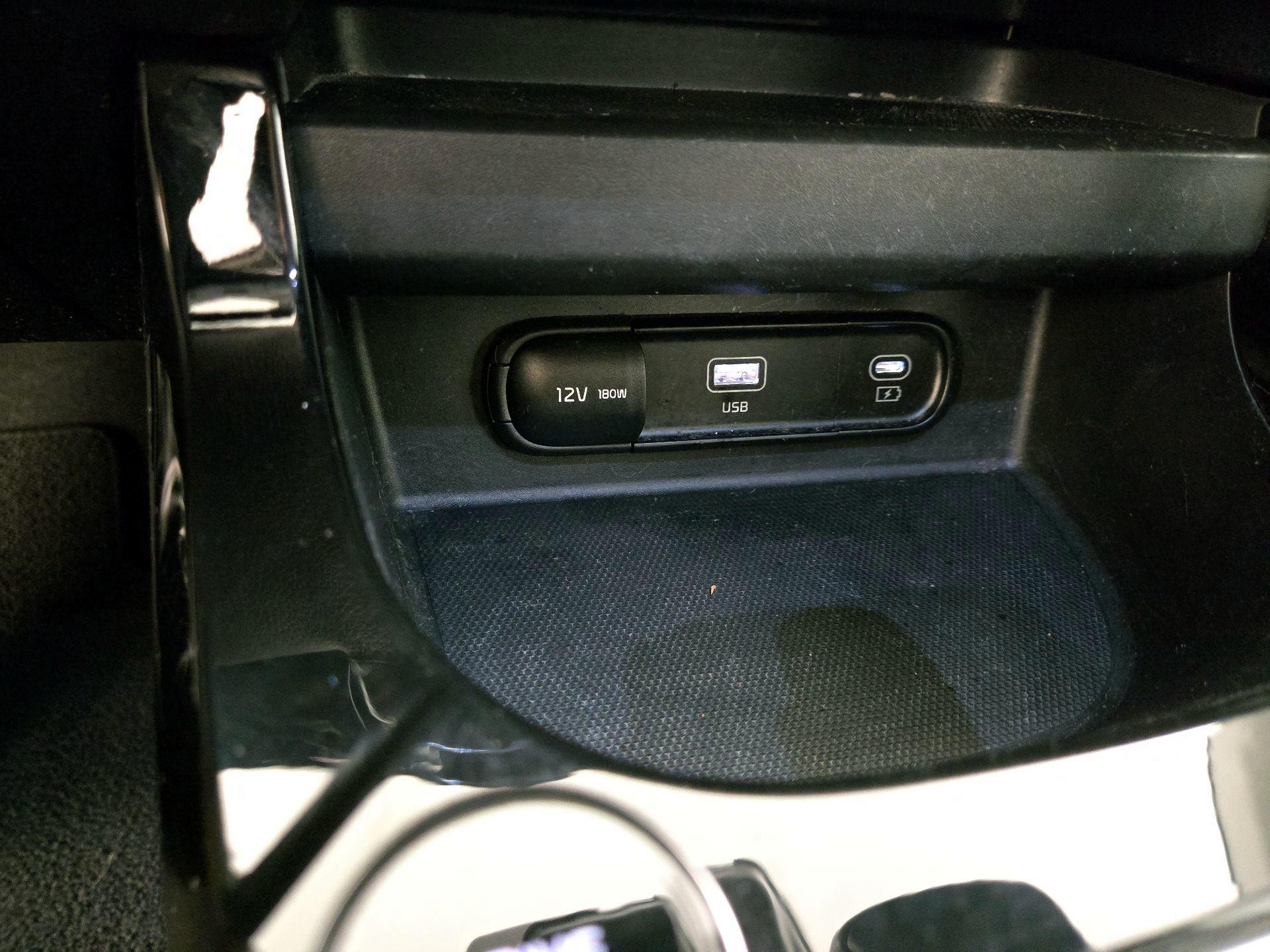 Thumbnail: 2024 Kia Seltos - 18