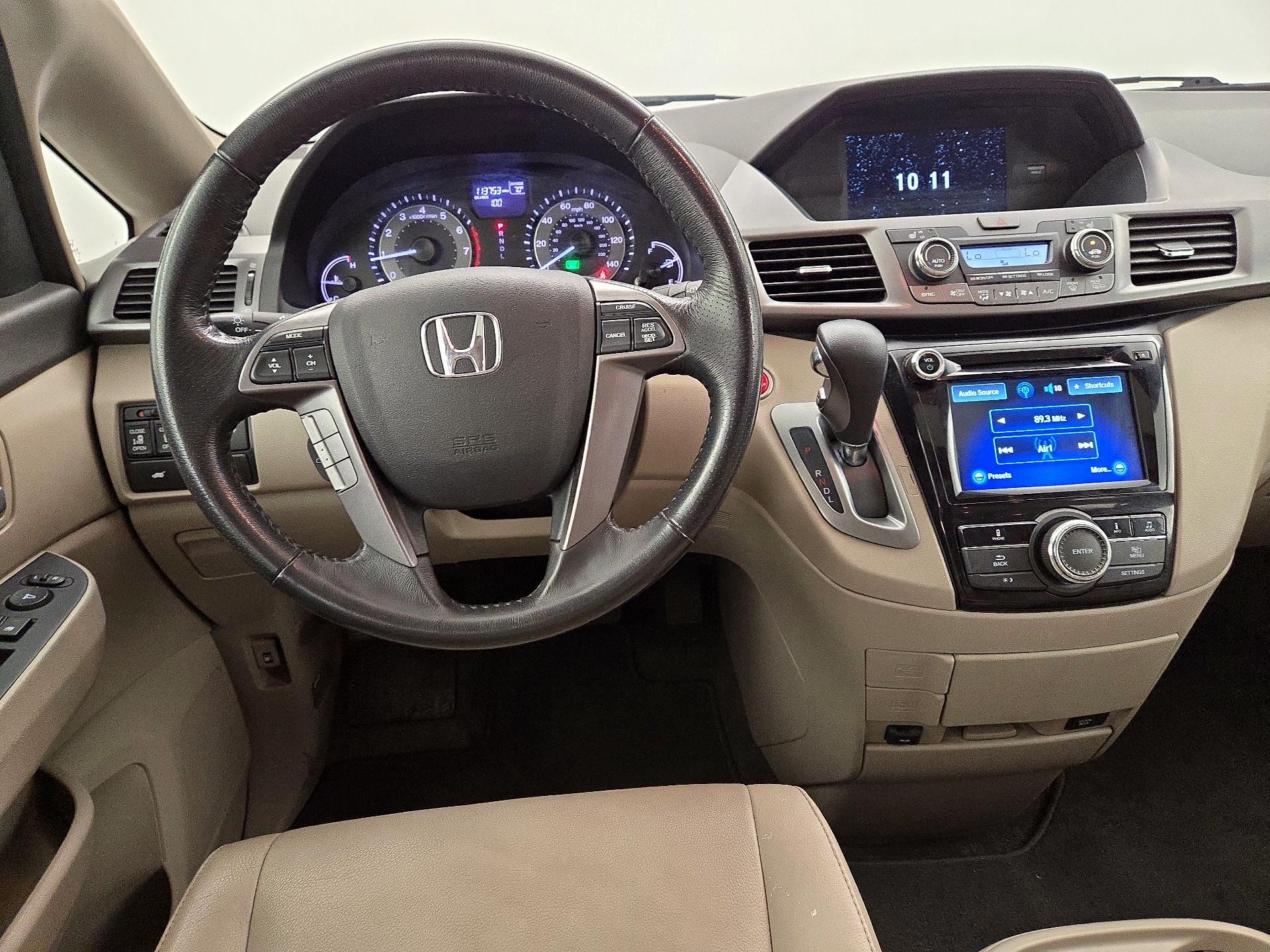 Thumbnail: 2014 Honda Odyssey - 10