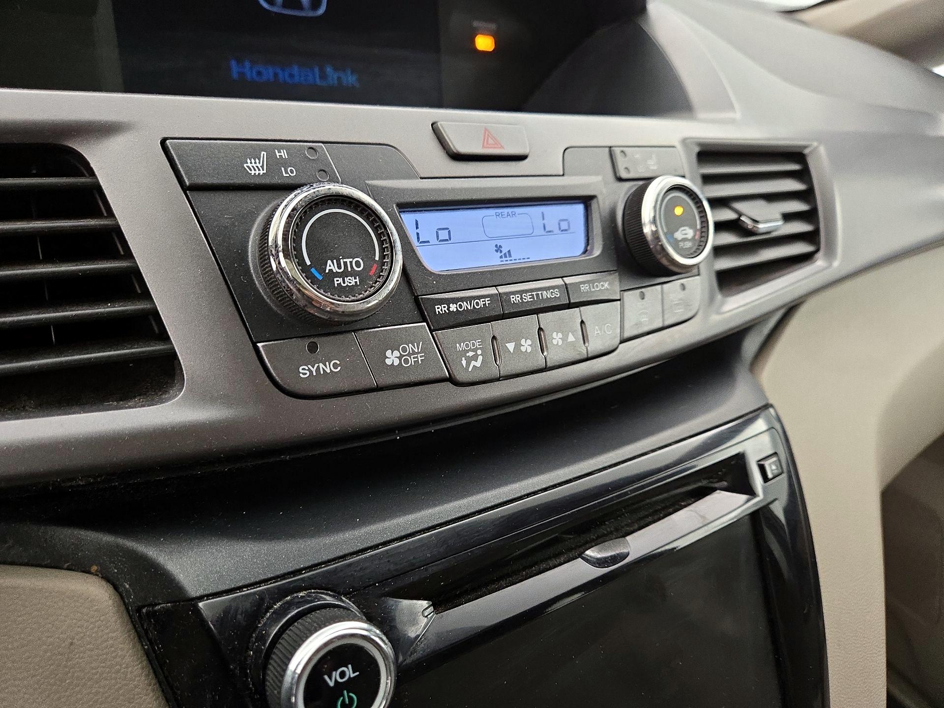 Thumbnail: 2014 Honda Odyssey - 16