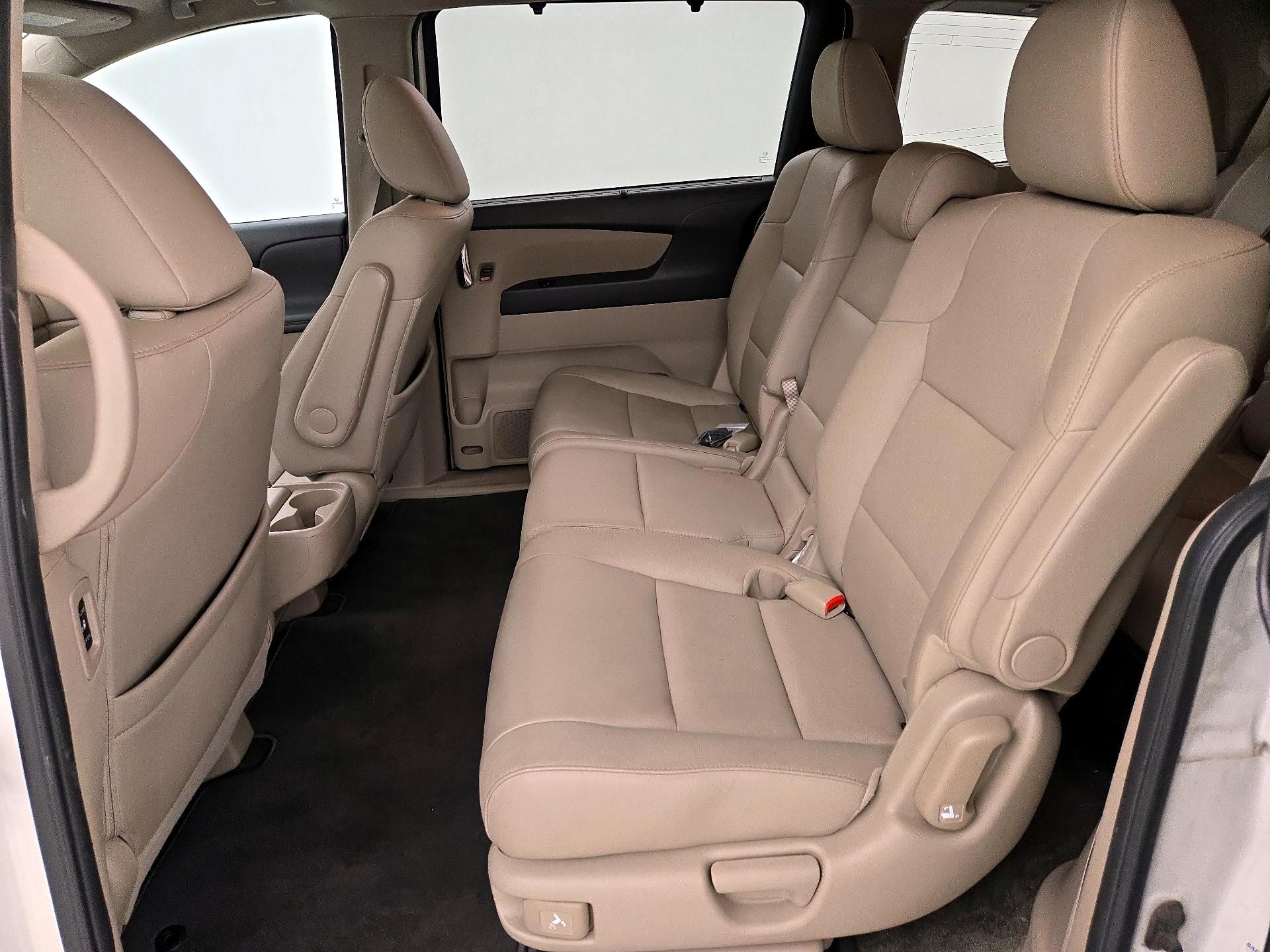 Thumbnail: 2014 Honda Odyssey - 20