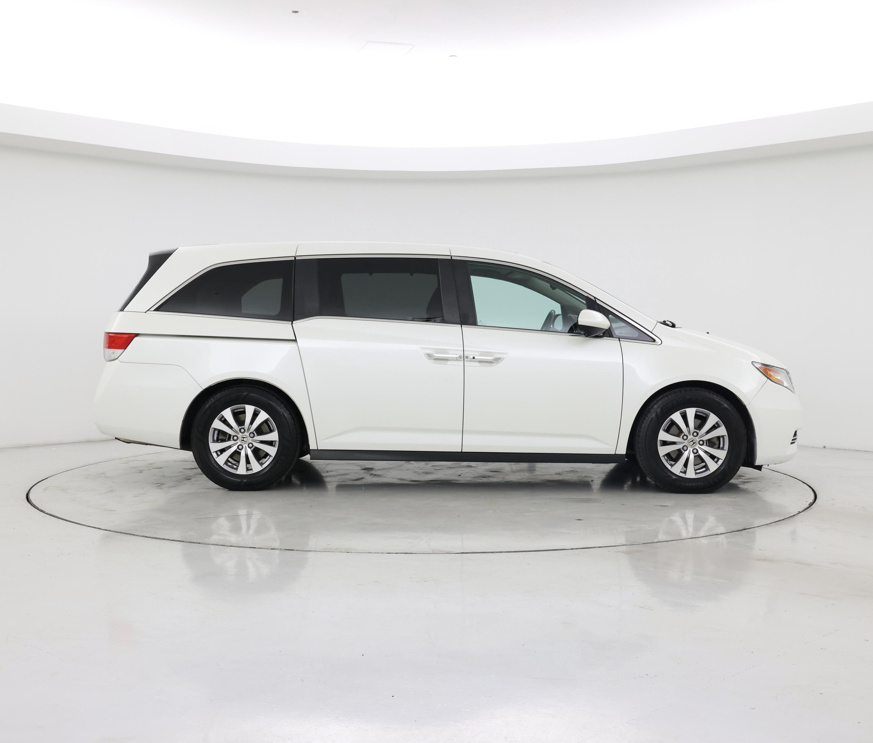 Thumbnail: 2014 Honda Odyssey - 7