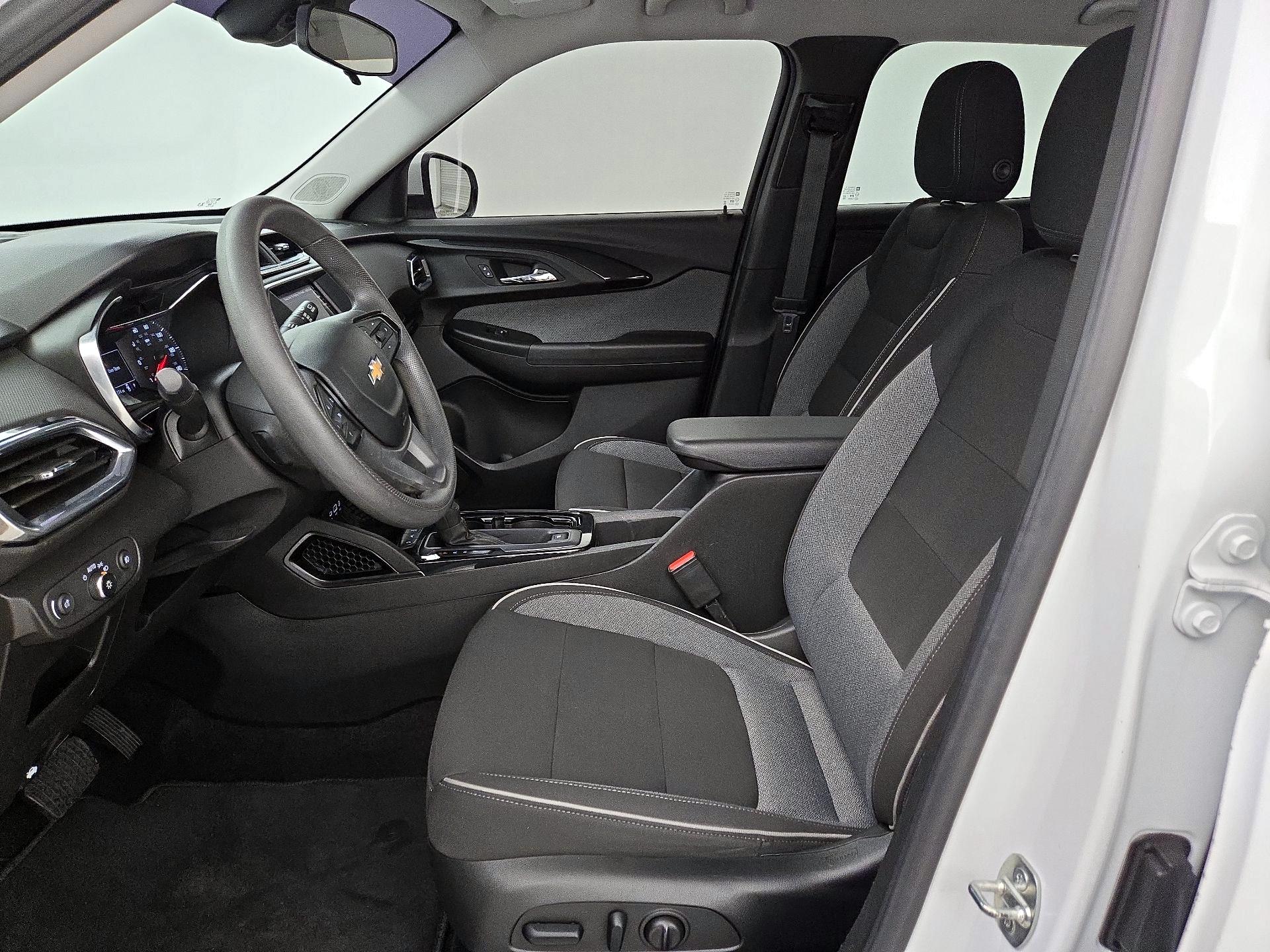 Thumbnail: 2022 Chevrolet TrailBlazer - 11