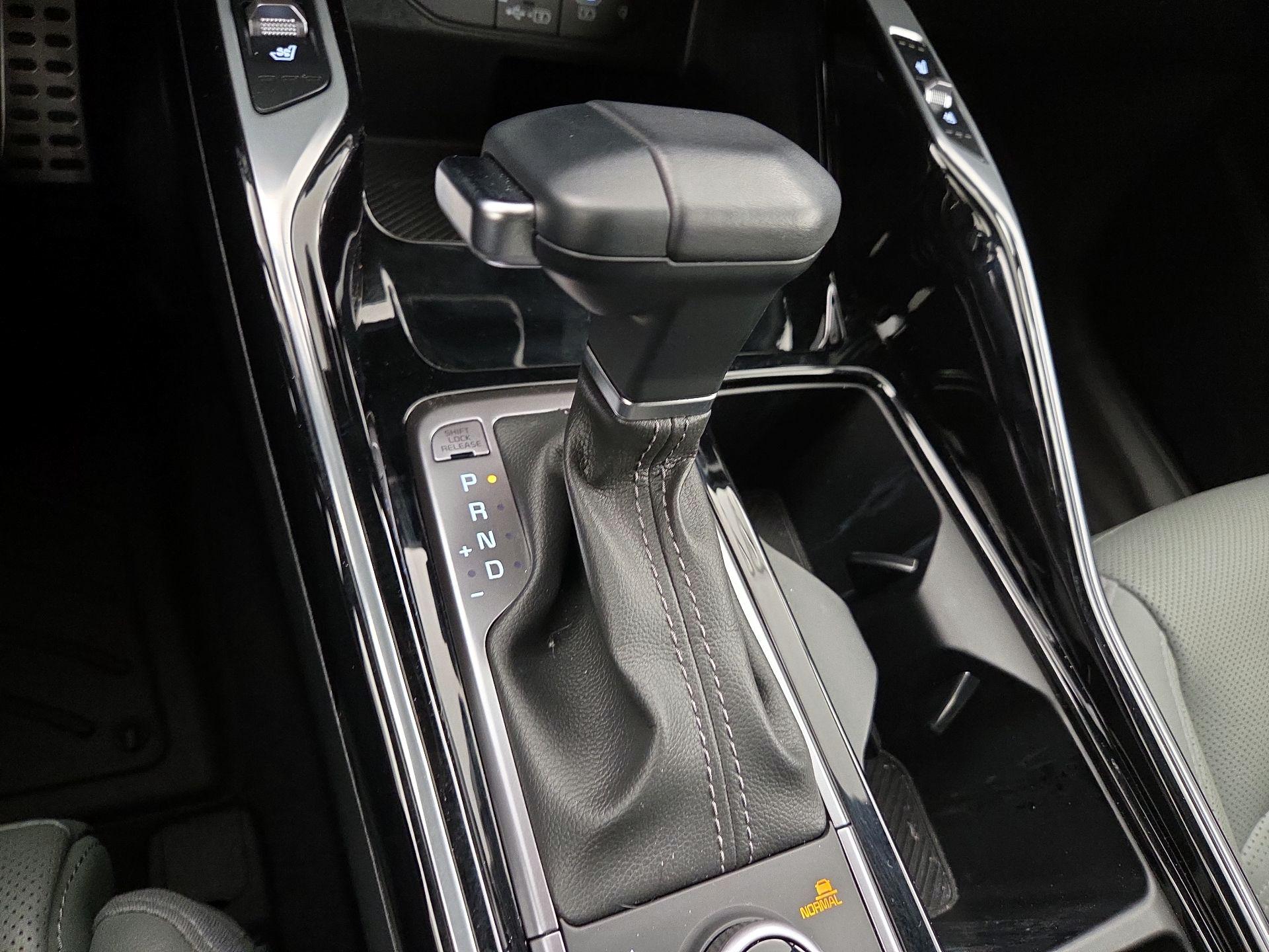 Thumbnail: 2024 Kia Sorento - 18