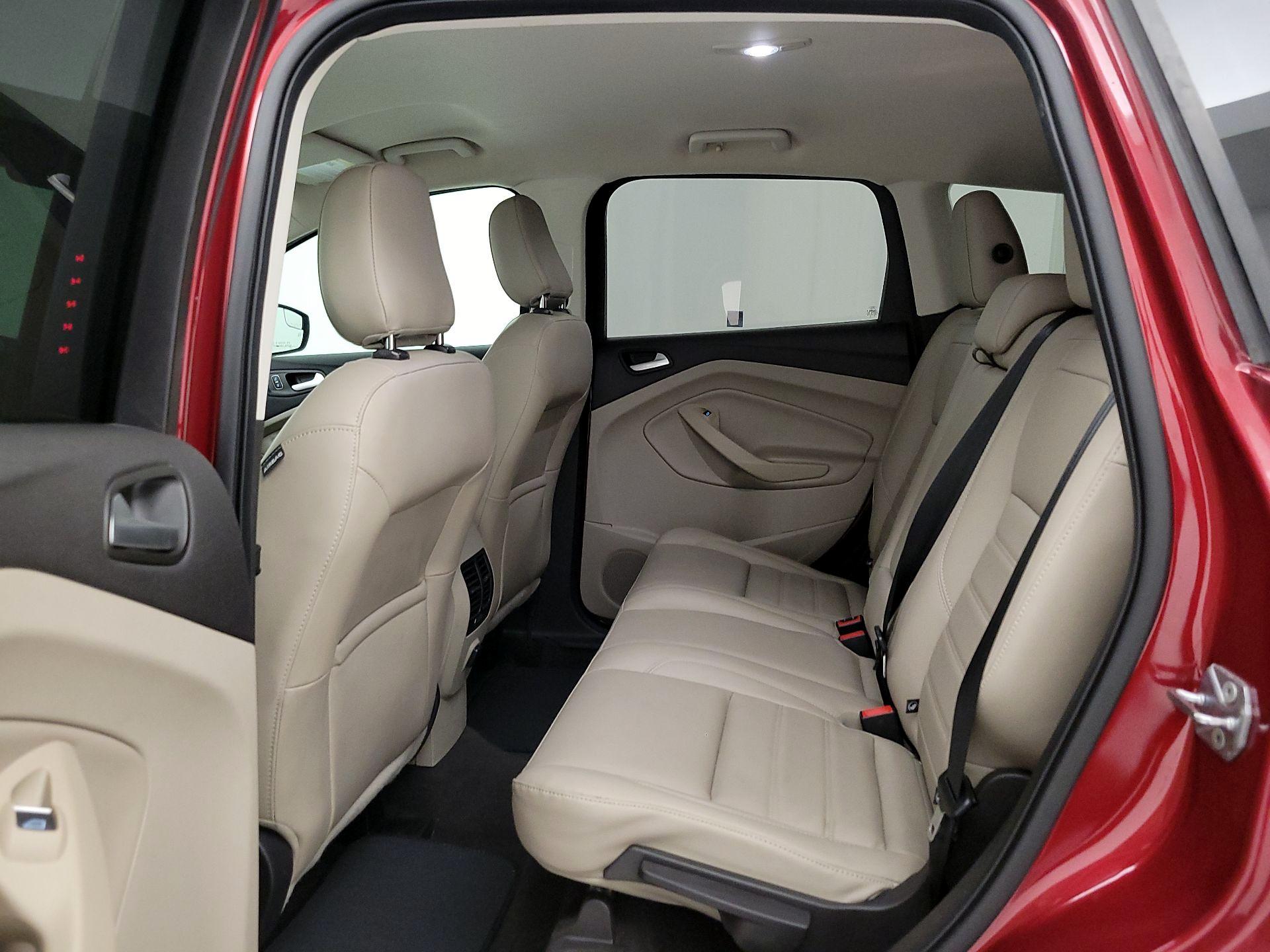 Thumbnail: 2019 Ford Escape - 19