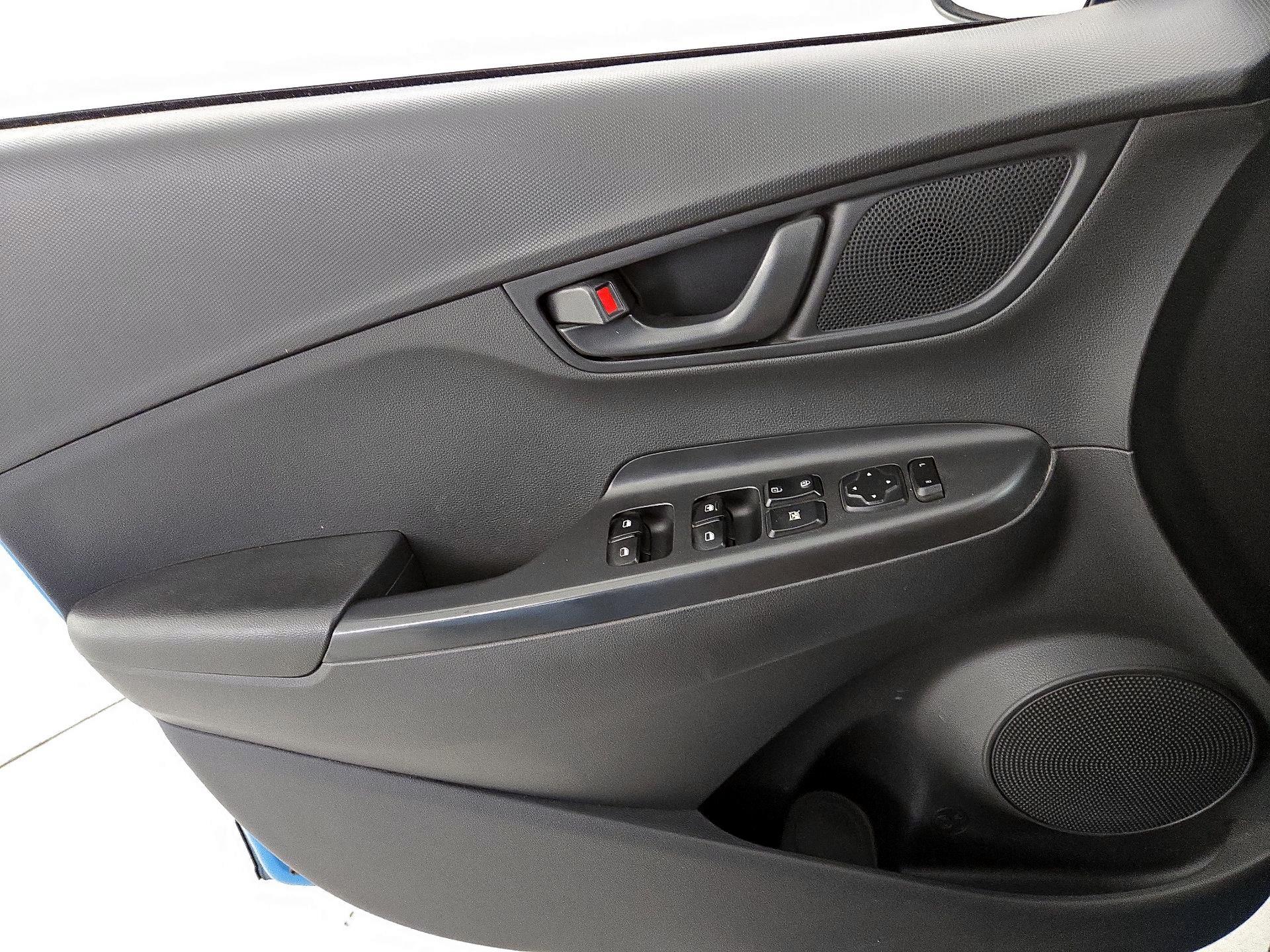 Thumbnail: 2022 Hyundai Kona - 12