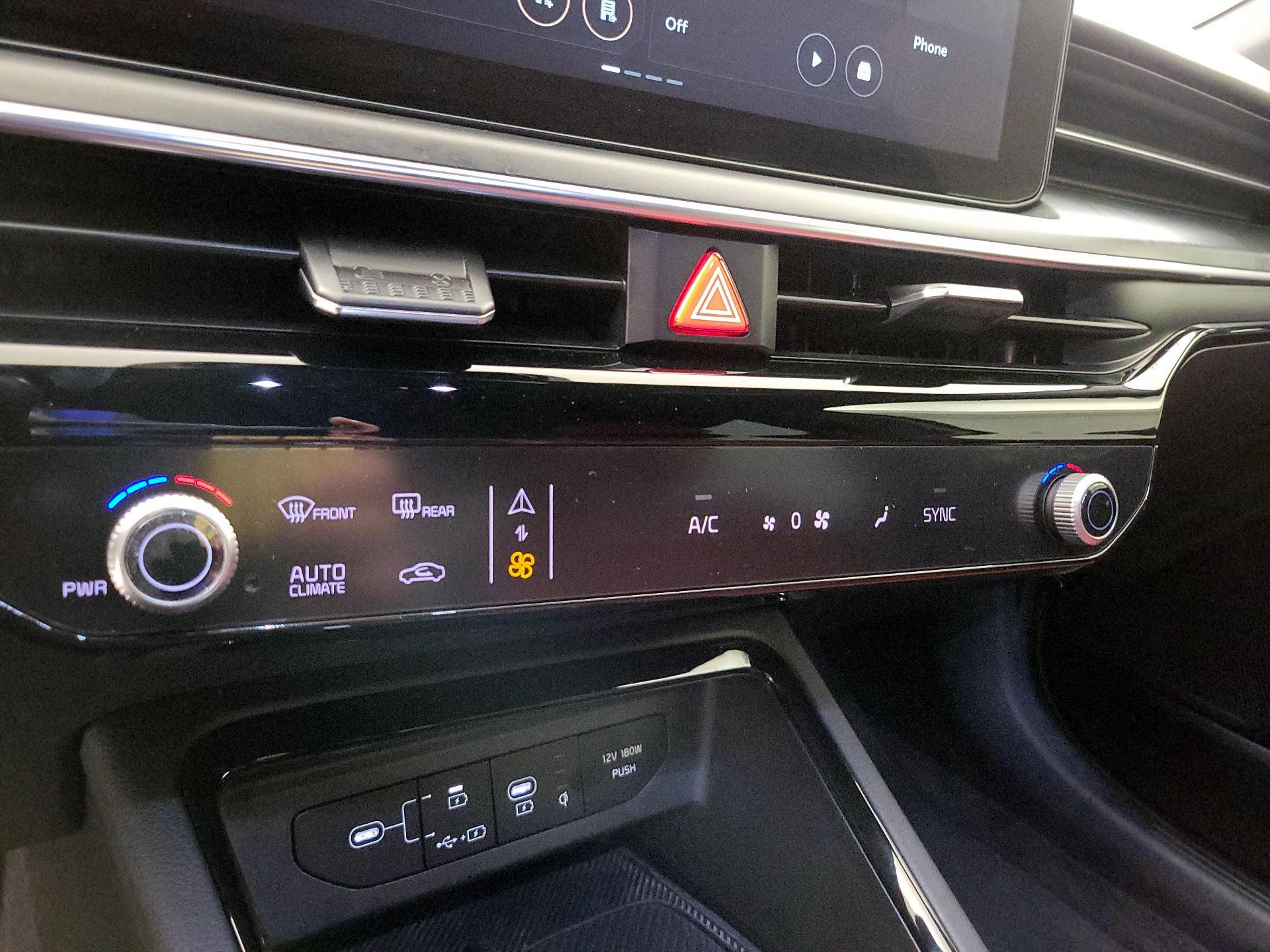 Thumbnail: 2025 Kia K5 - 17